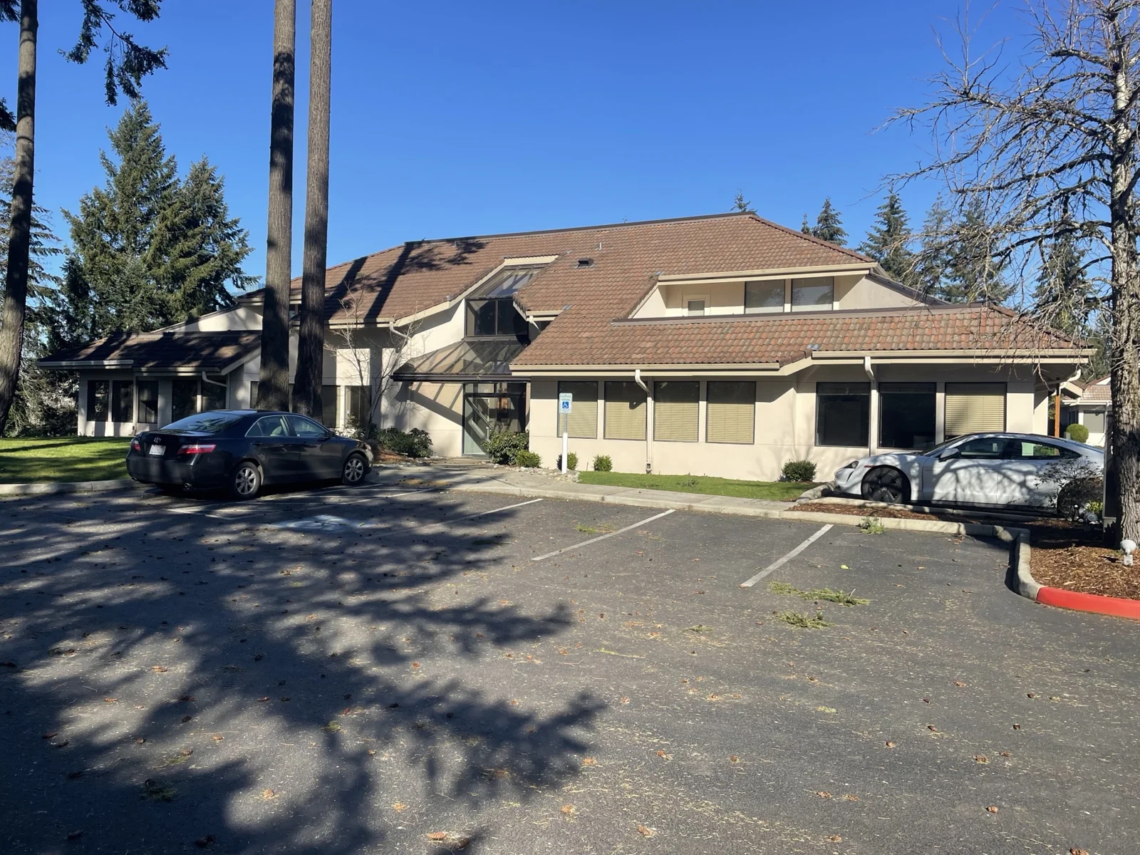 Wilburton Ridge Office Park - Building A — Sale in Bellevue, WA, photo 1 of 1
