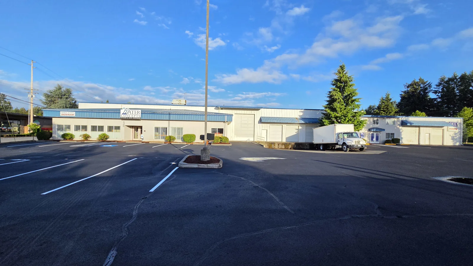 5320 Lacey Blvd, Lacey — Lease in Lacey, WA, photo 2 of 3