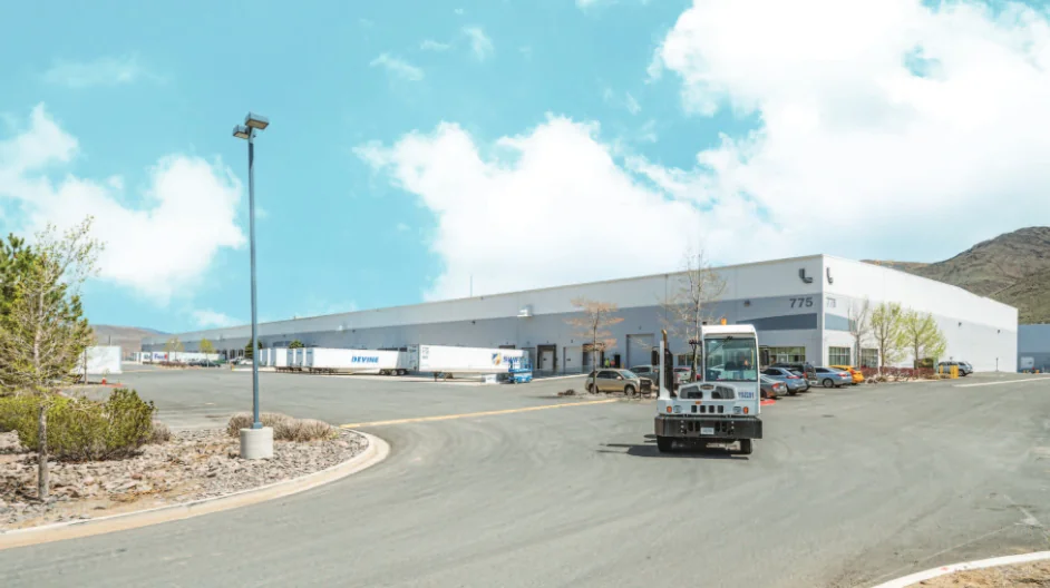 Industrial in Sparks, NV — Lease in Sparks, NV, photo 2 of 7