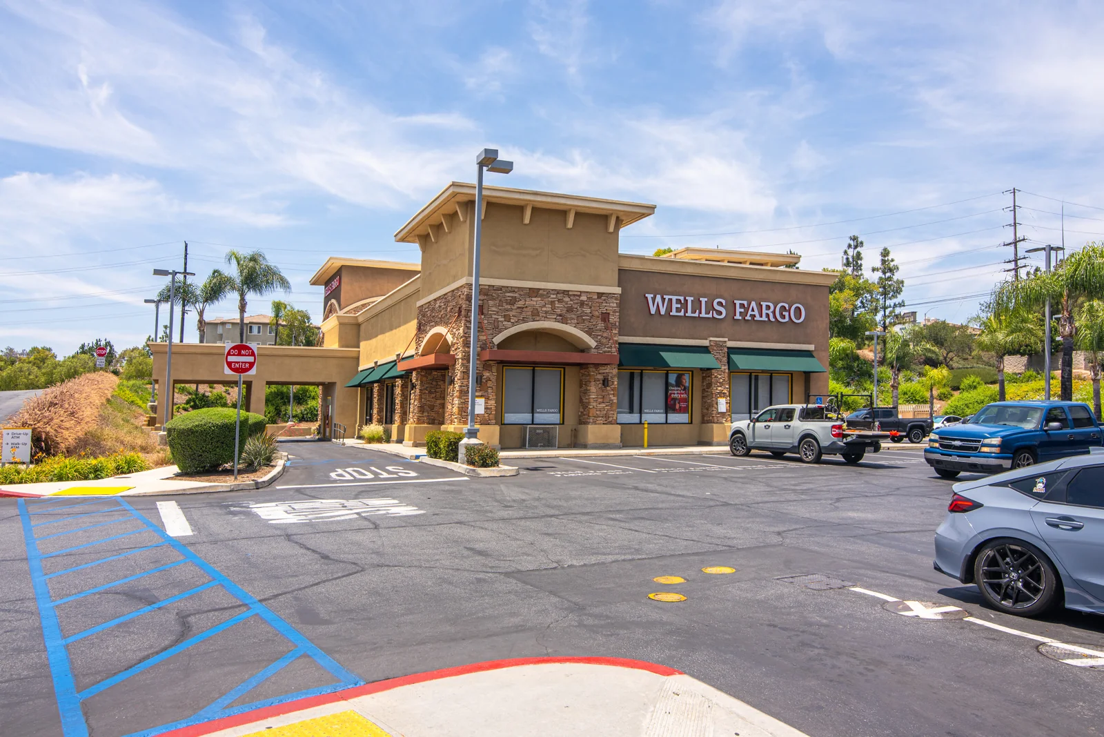 PLAZA AT SILVERHAWK — Lease in Murrieta, CA, photo 2 of 6