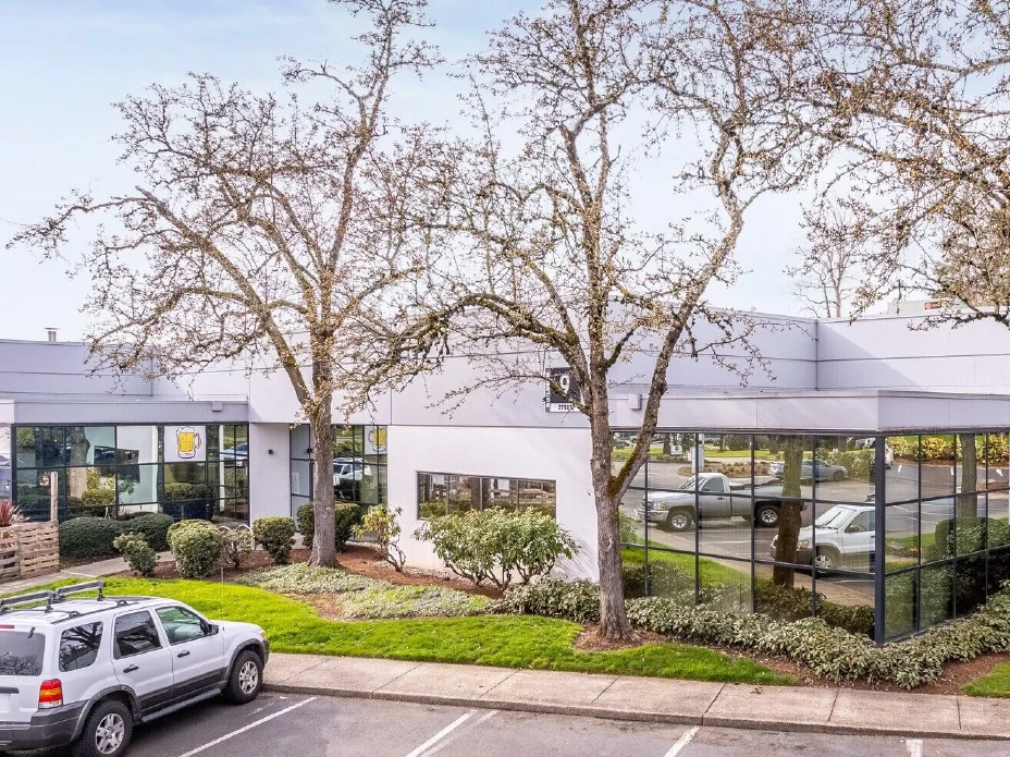 Wilsonville Business Center, Building 9 — Lease in Wilsonville, OR, photo 1 of 1