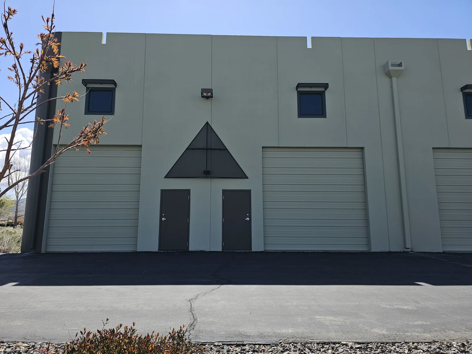 Industrial in Sparks, NV — Lease in Sparks, NV, photo 1 of 6