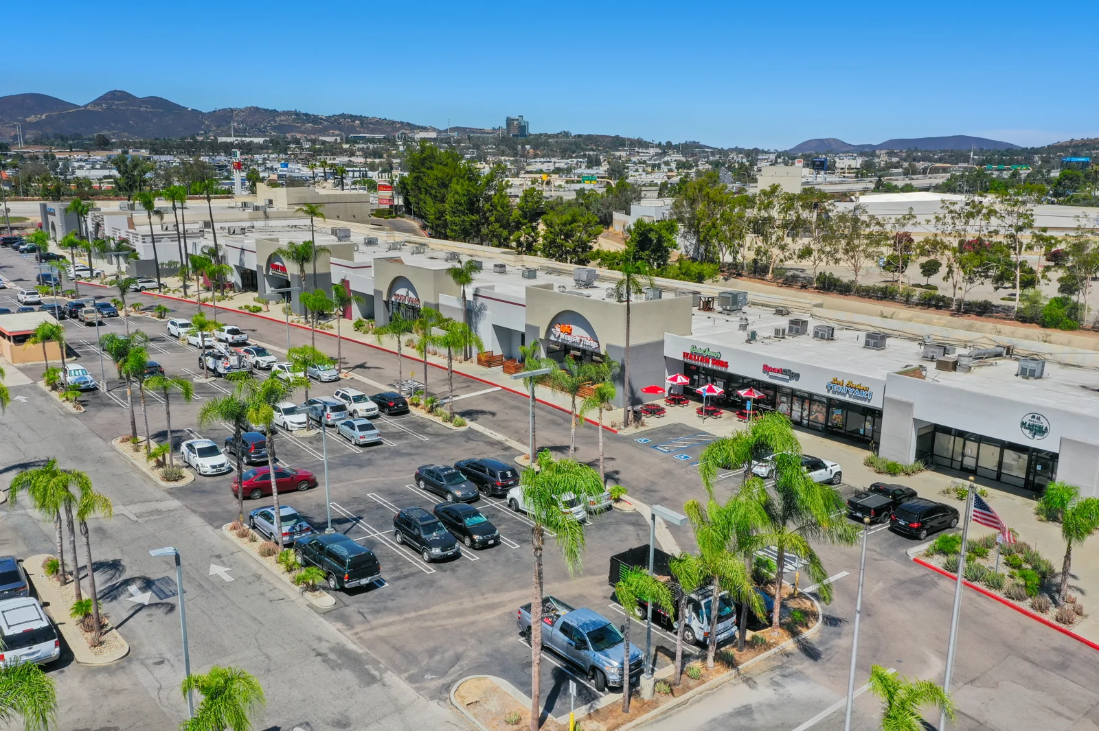 Plaza Las Palmas — Lease in Escondido, CA, photo 3 of 8