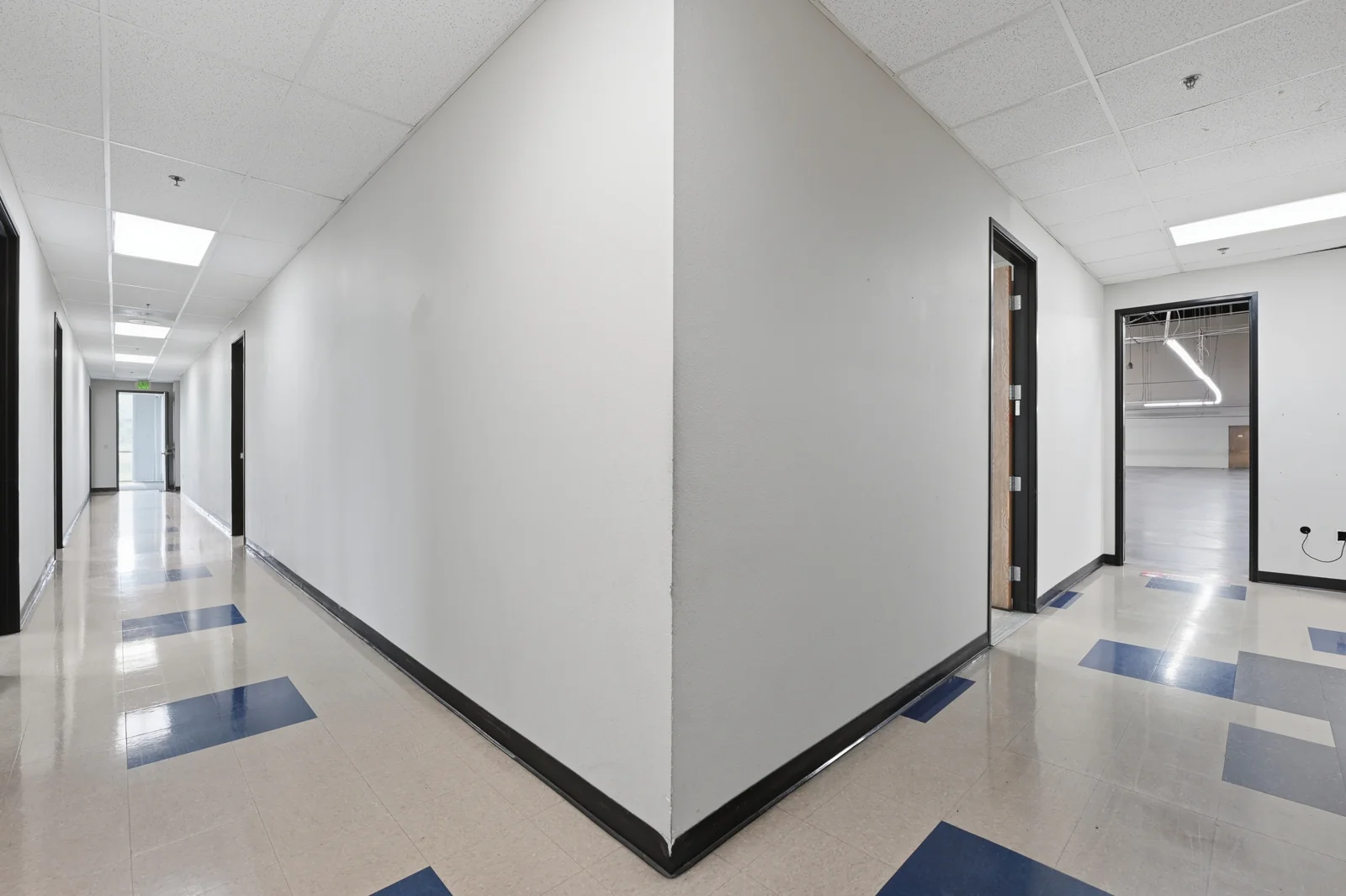 Industrial in San Diego, CA — Lease in San Diego, CA, photo 7 of 8