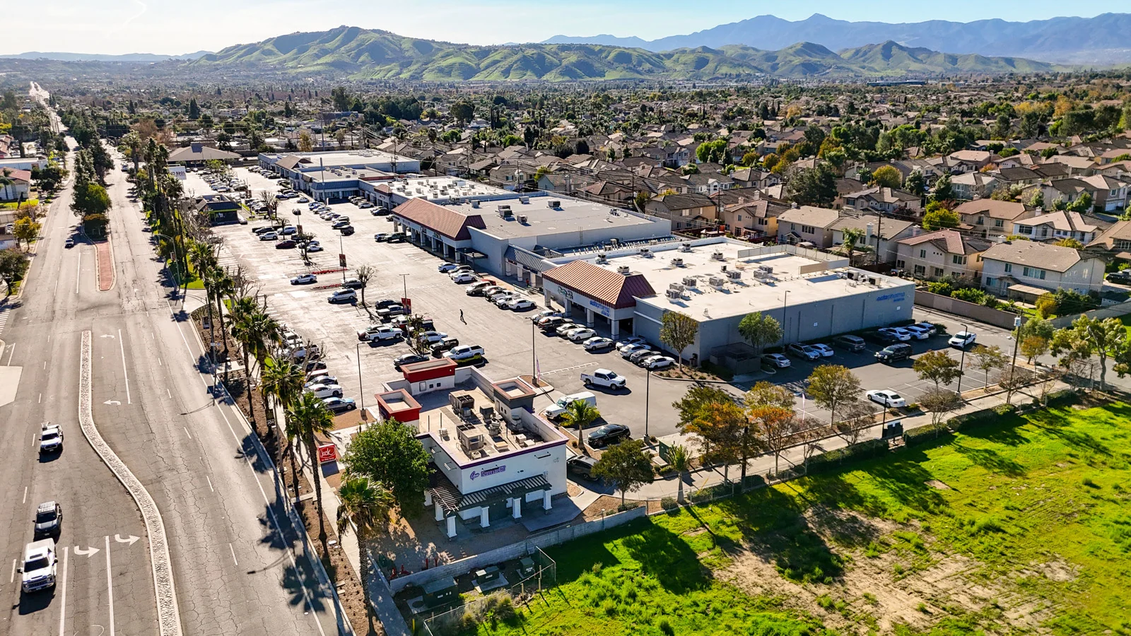 Five Points Plaza — Lease in Riverside, CA, photo 2 of 8
