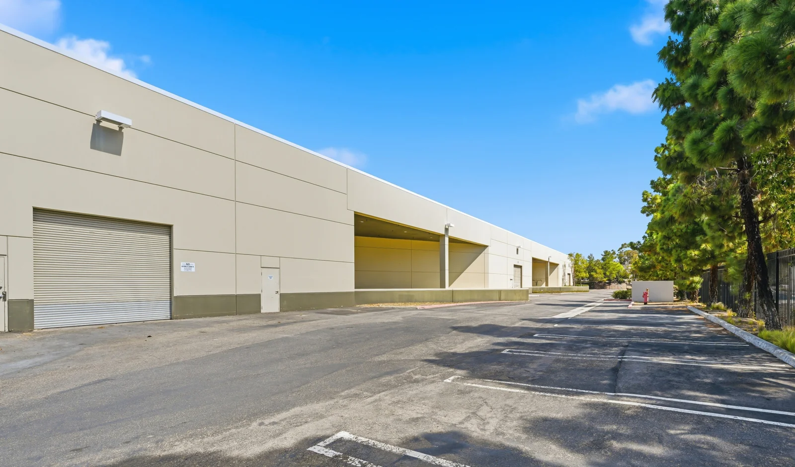 Palomar Corporate Center — Lease in Vista, CA, photo 3 of 3