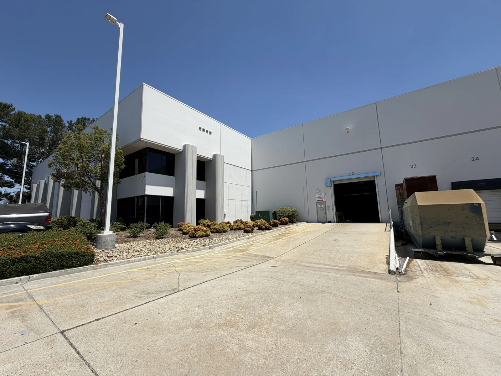 5351 Jurupa St | 179,544 SF | Sublease — Lease in Ontario, CA, photo 1 of 3
