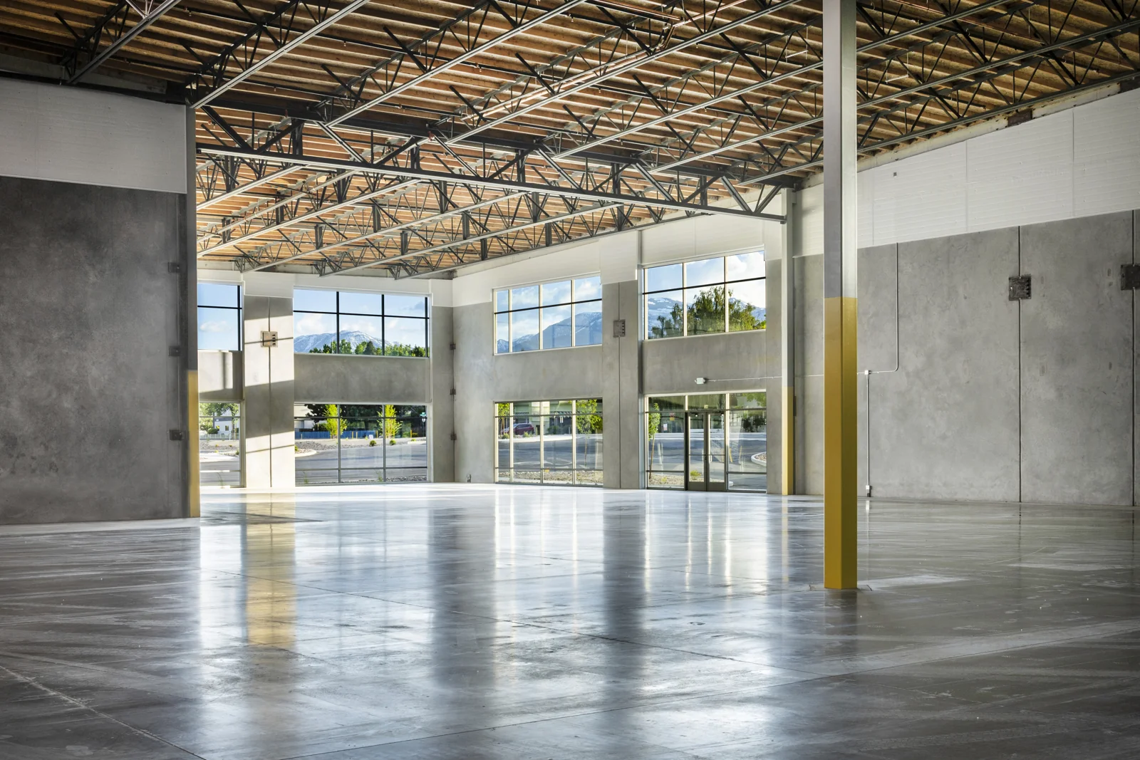 Airway Commerce Center — Lease in Reno, NV, photo 4 of 7