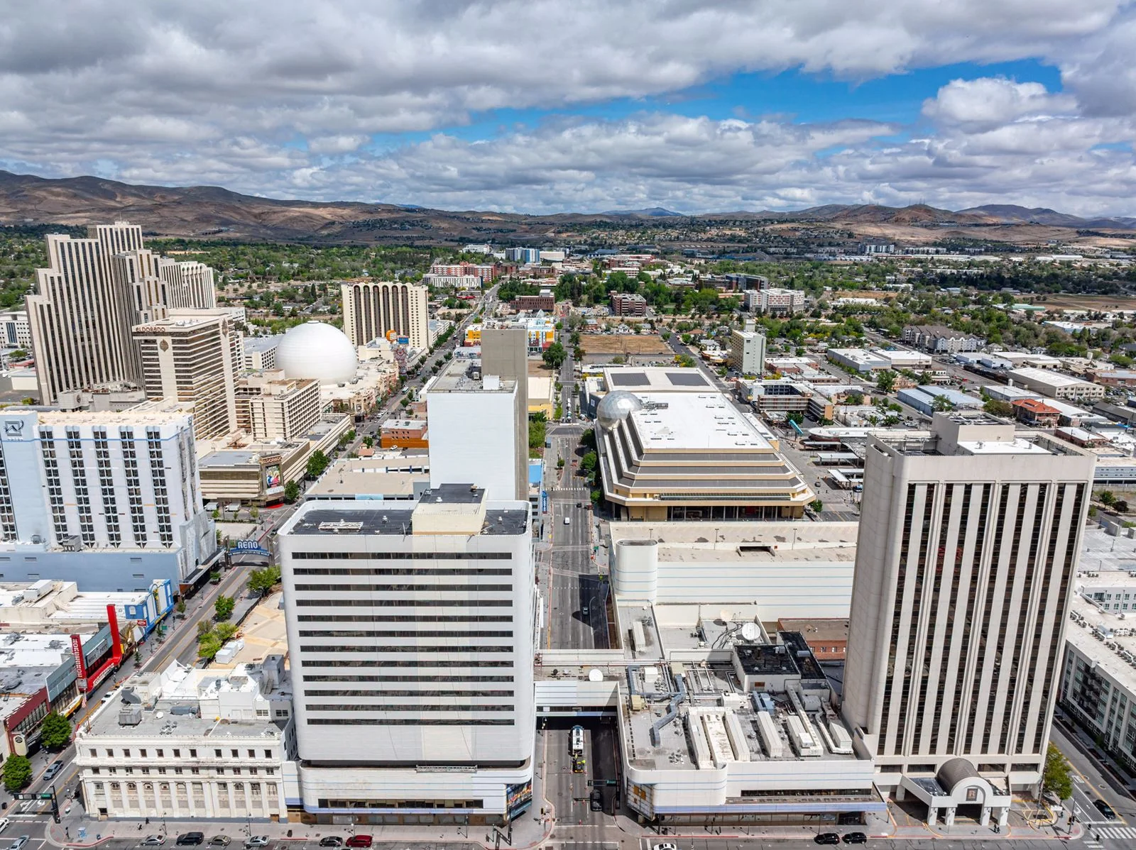 Reno Revival — Lease in Reno, NV, photo 2 of 6