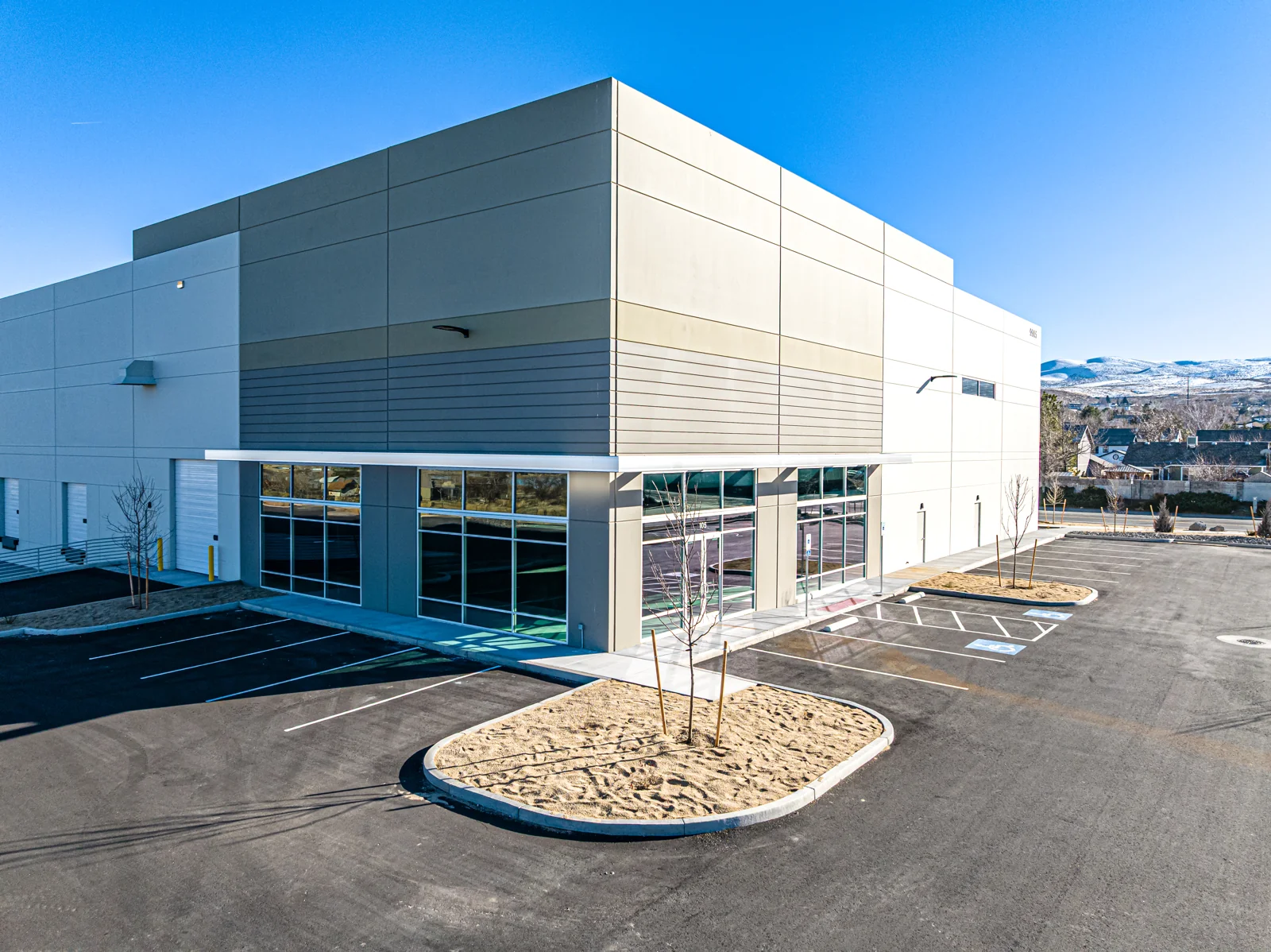 Moya Commerce Center, Bldg. B — Lease in Reno, NV, photo 1 of 5