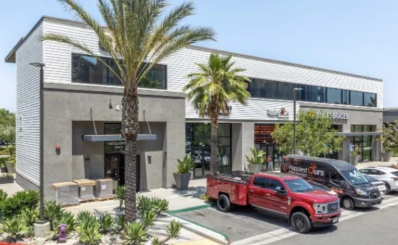 Retail in Corona, CA — Lease in Corona, CA, photo 1 of 1