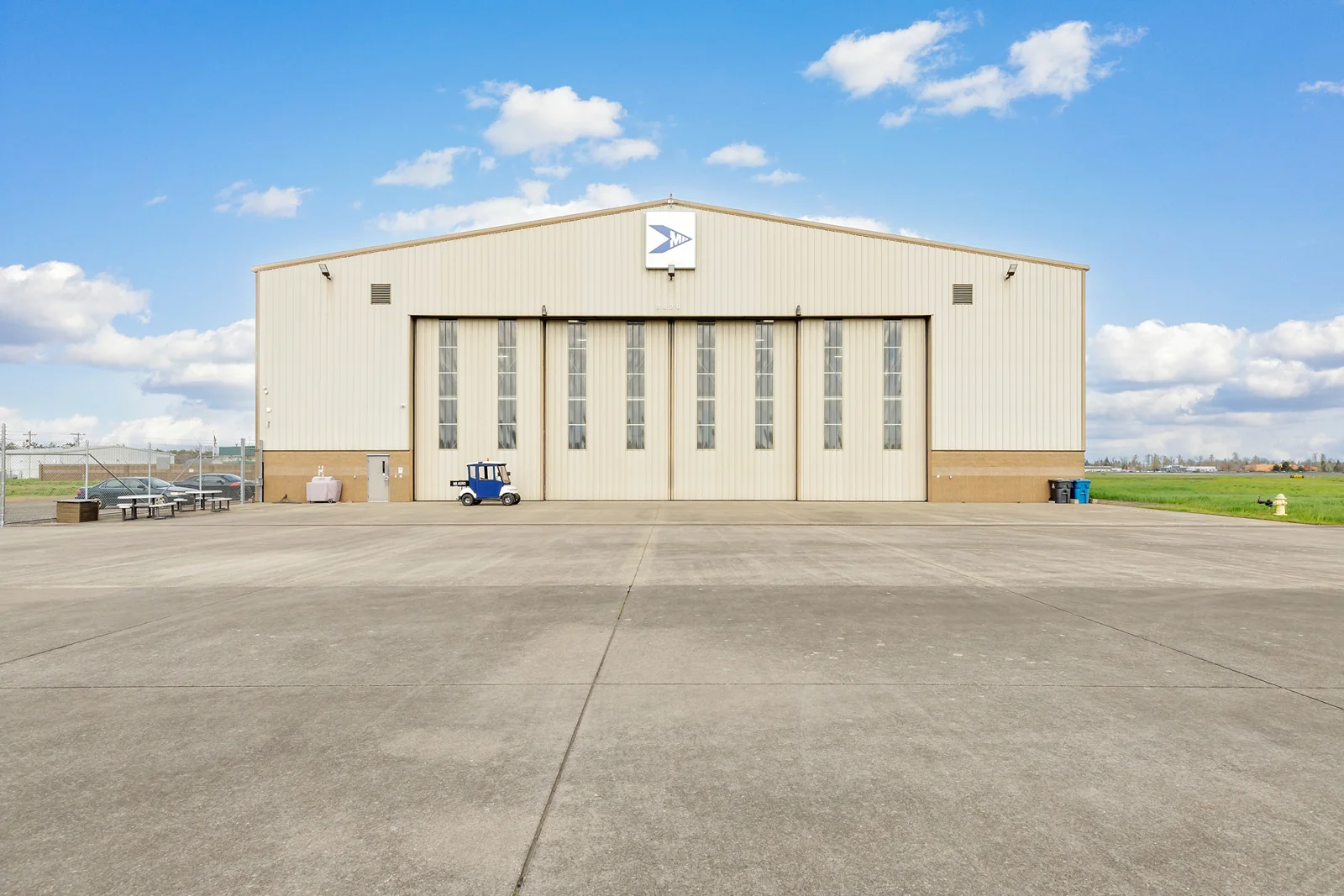 Salem Flight Line Hangars — Sale in Salem, OR, photo 1 of 1