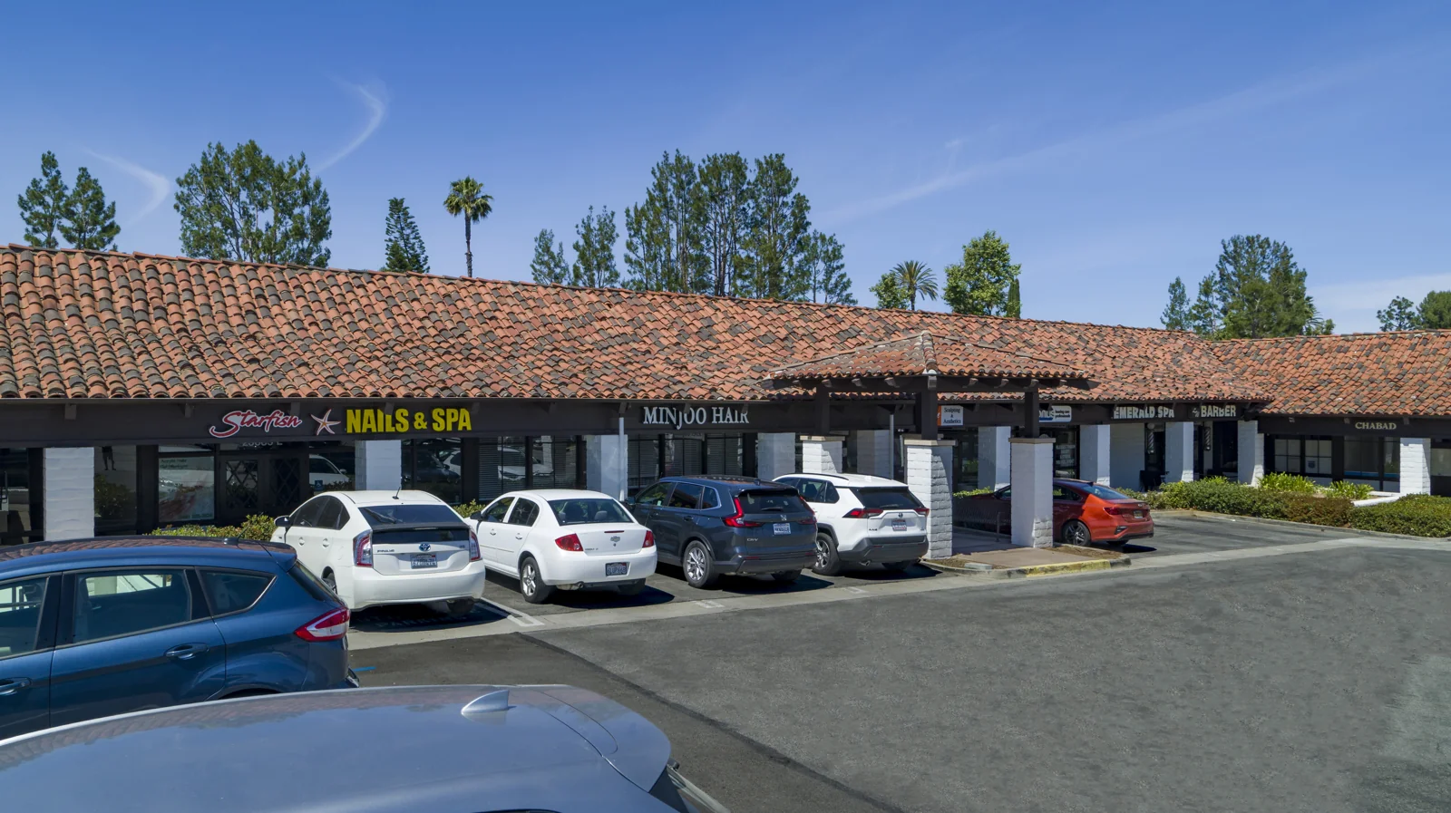 Moulton Plaza — Lease in Laguna Hills, CA, photo 4 of 7