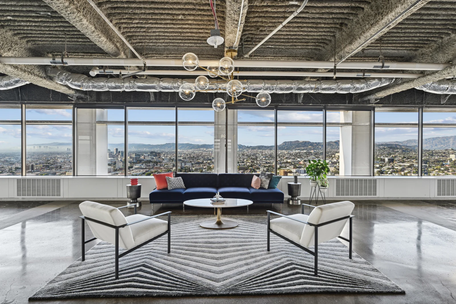 Office in Los Angeles, CA — Sale in Los Angeles, CA, photo 2 of 8