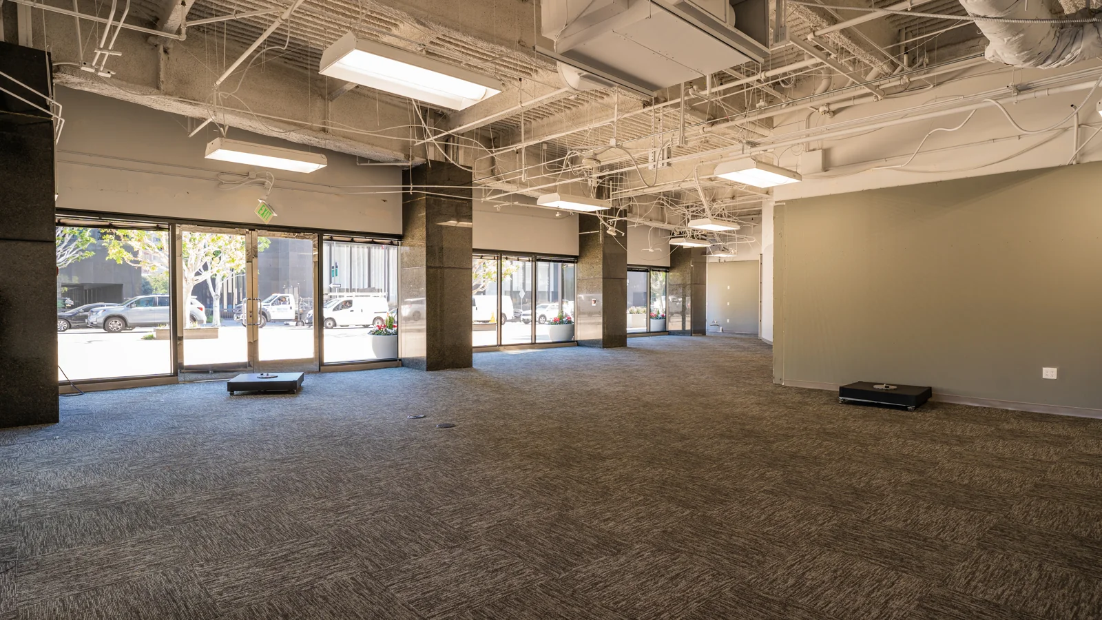 515 S Figueroa St, Los Angeles, CA 90071 — Lease in Los Angeles, CA, photo 1 of 8