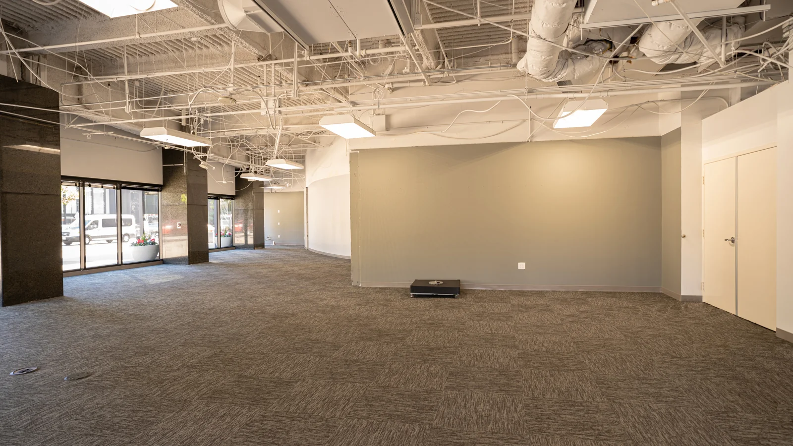 515 S Figueroa St, Los Angeles, CA 90071 — Lease in Los Angeles, CA, photo 2 of 8