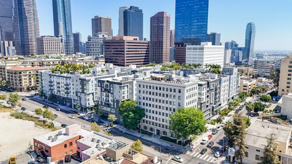 Be DTLA — Lease in Los Angeles, CA, photo 1 of 8