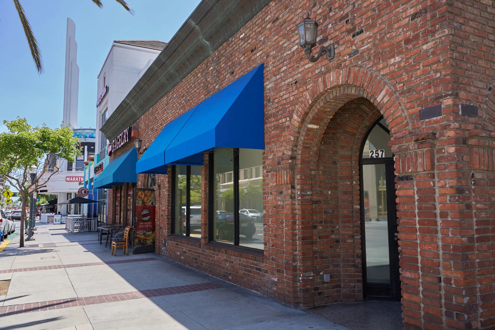 Retail in Long Beach, CA — Lease in Long Beach, CA, photo 3 of 7