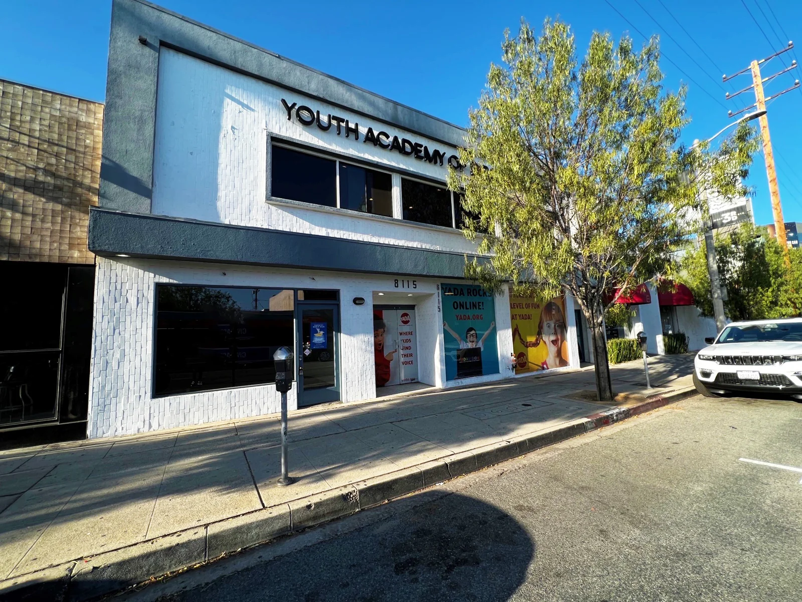 Retail in Los Angeles, CA — Lease in Los Angeles, CA, photo 2 of 8