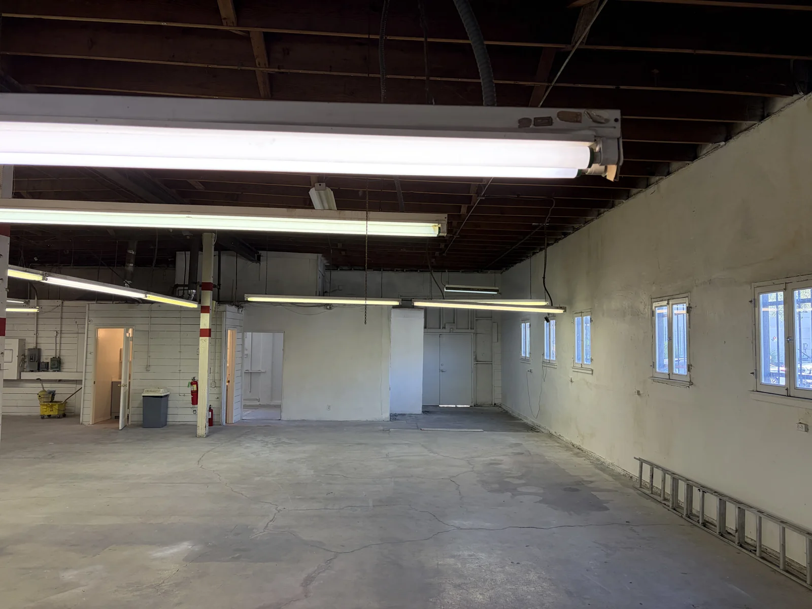 Industrial in Culver City, CA — Sale in Culver City, CA, photo 4 of 6
