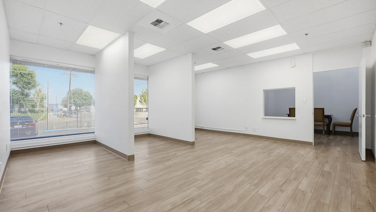 ±23,304 SF of Industrial Space Available in… — Lease in Los Angeles, CA, photo 4 of 8