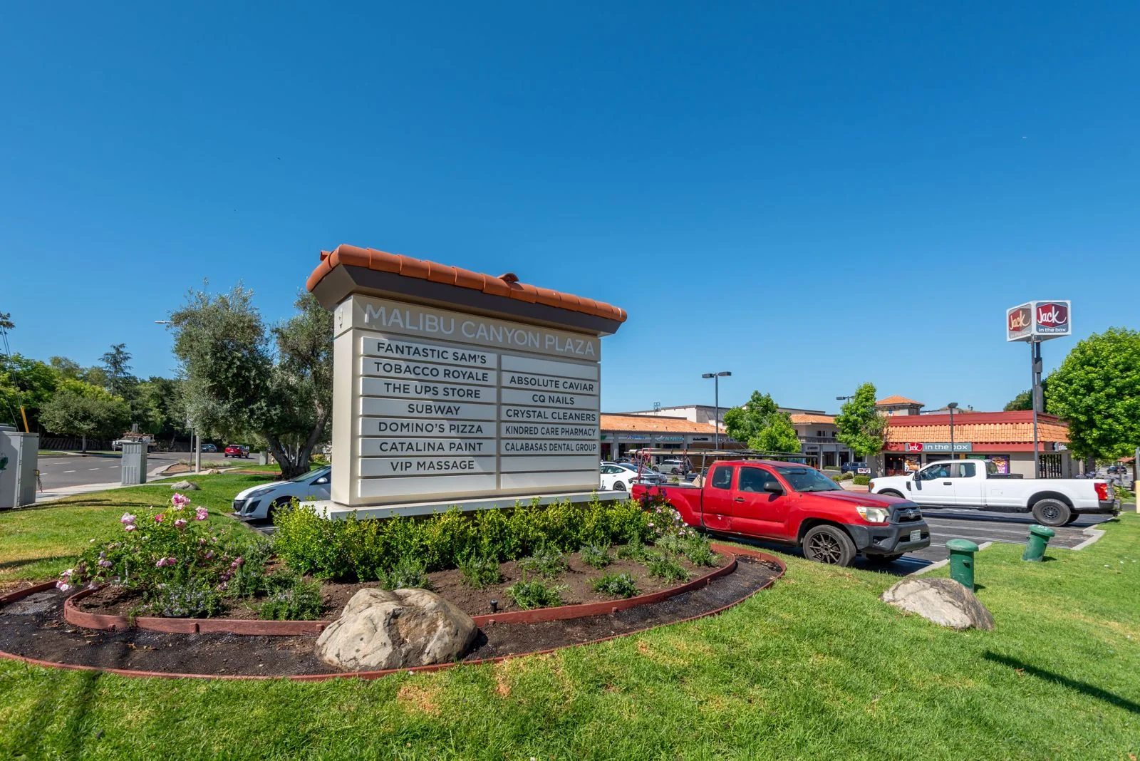 The Plaza at Calabasas — Lease in Calabasas, CA, photo 3 of 4