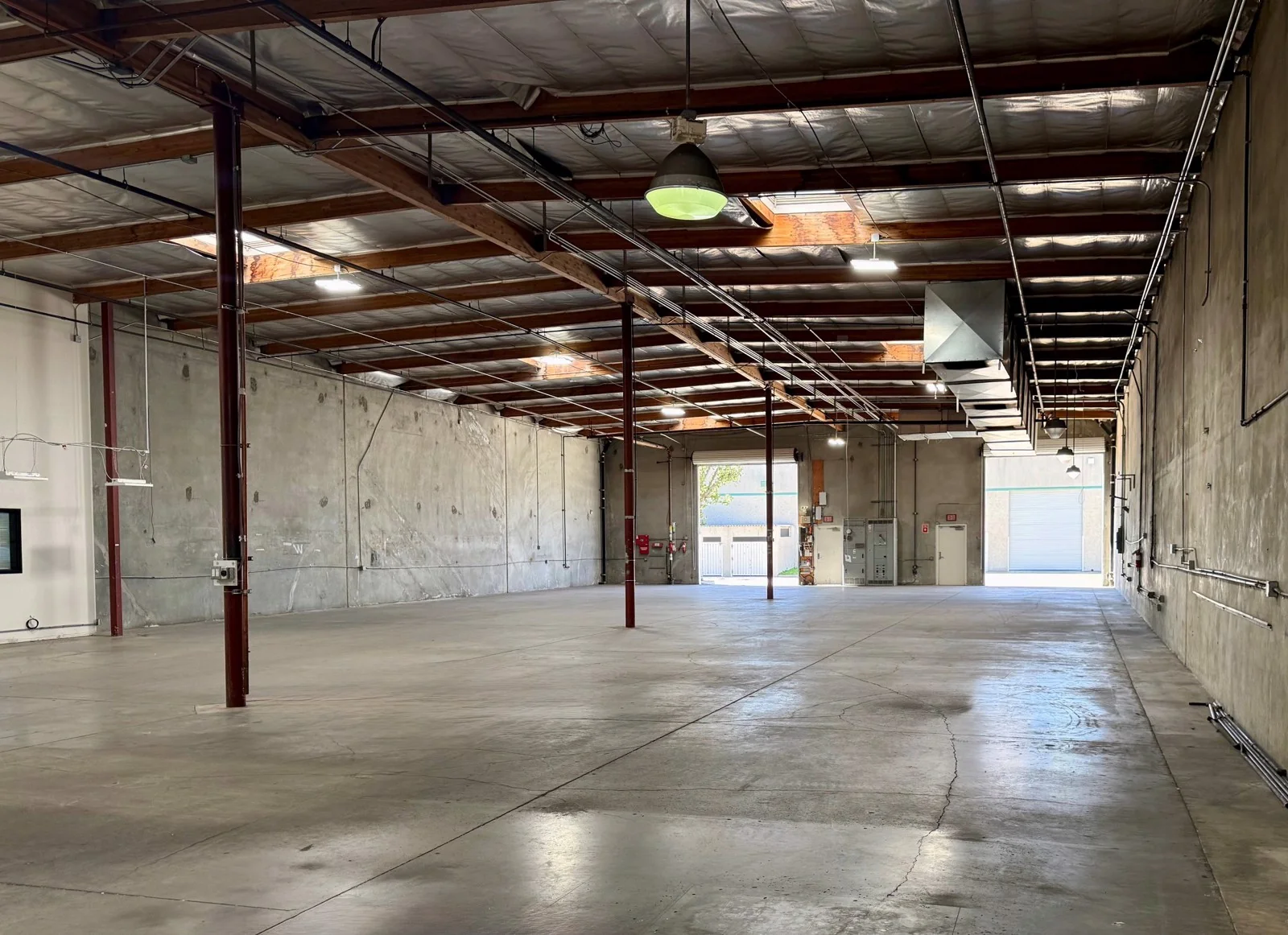 USA Business Park — Lease in Thousand Oaks, CA, photo 5 of 8