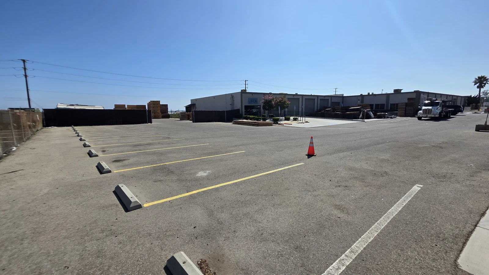 Industrial in Ventura, CA — Lease in Ventura, CA, photo 8 of 8