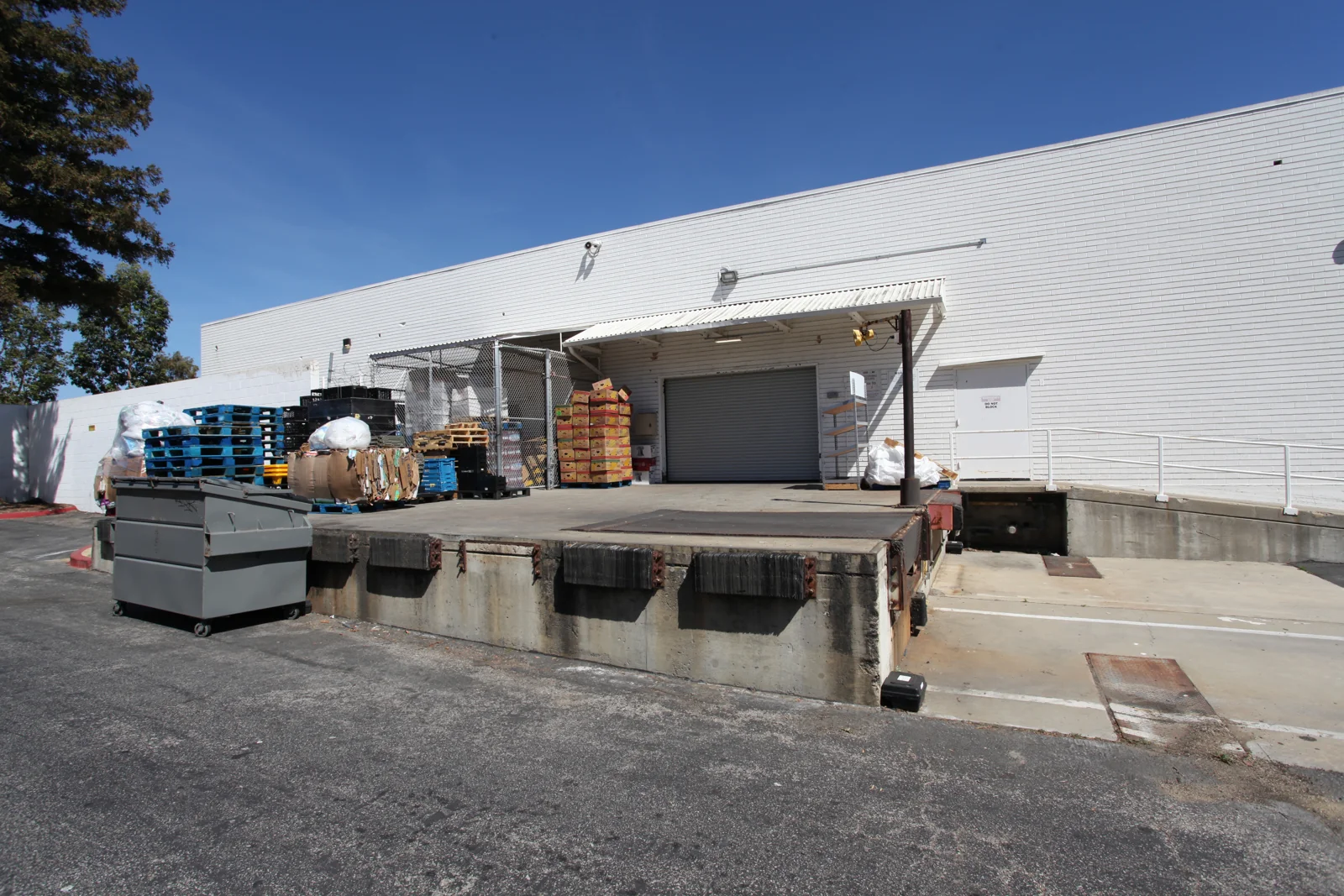 Ventura Village Shopping Center — Lease in Ventura, CA, photo 4 of 4