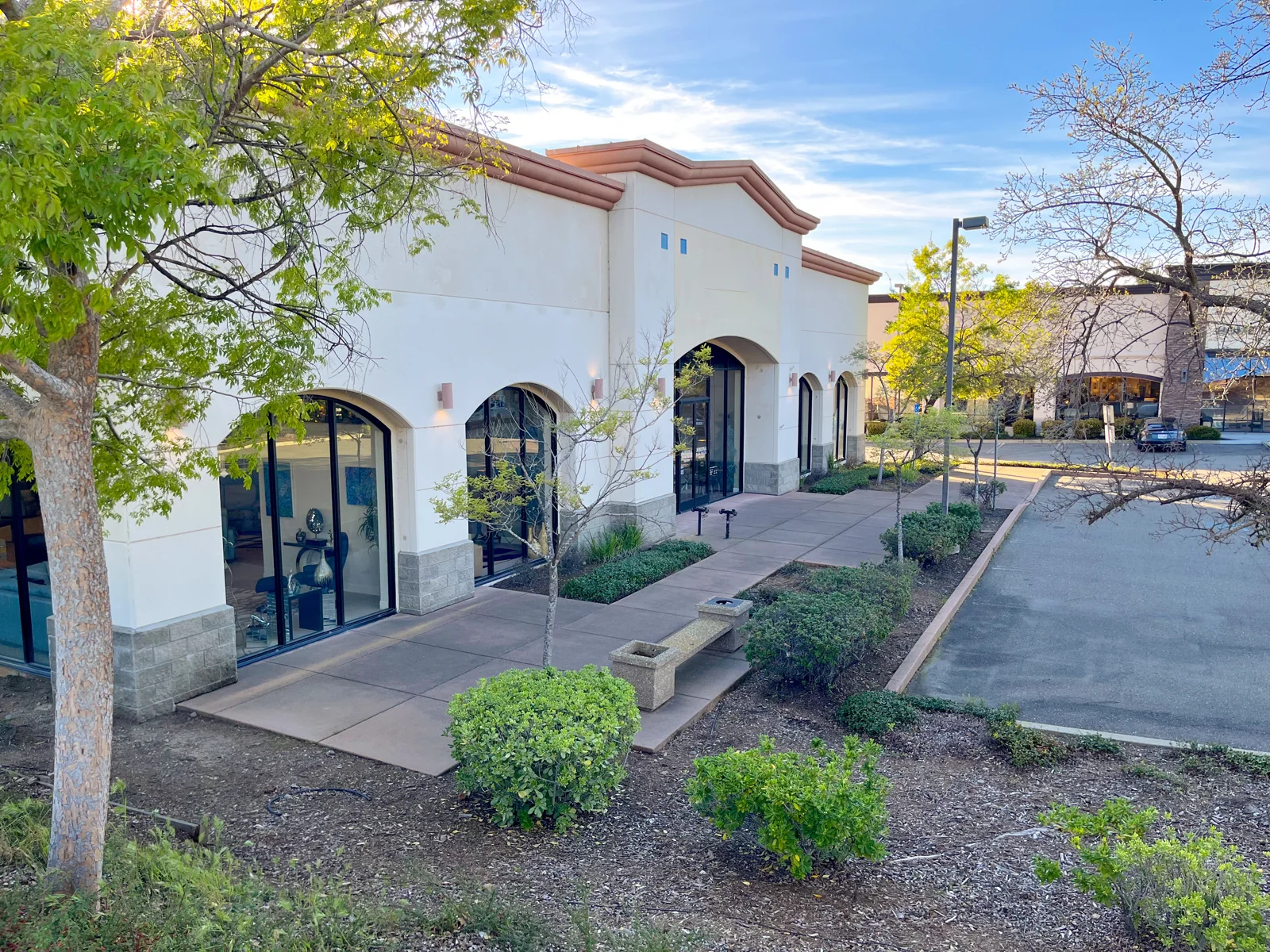 Former Furniture Store Available — Lease in Roseville, CA, photo 2 of 4