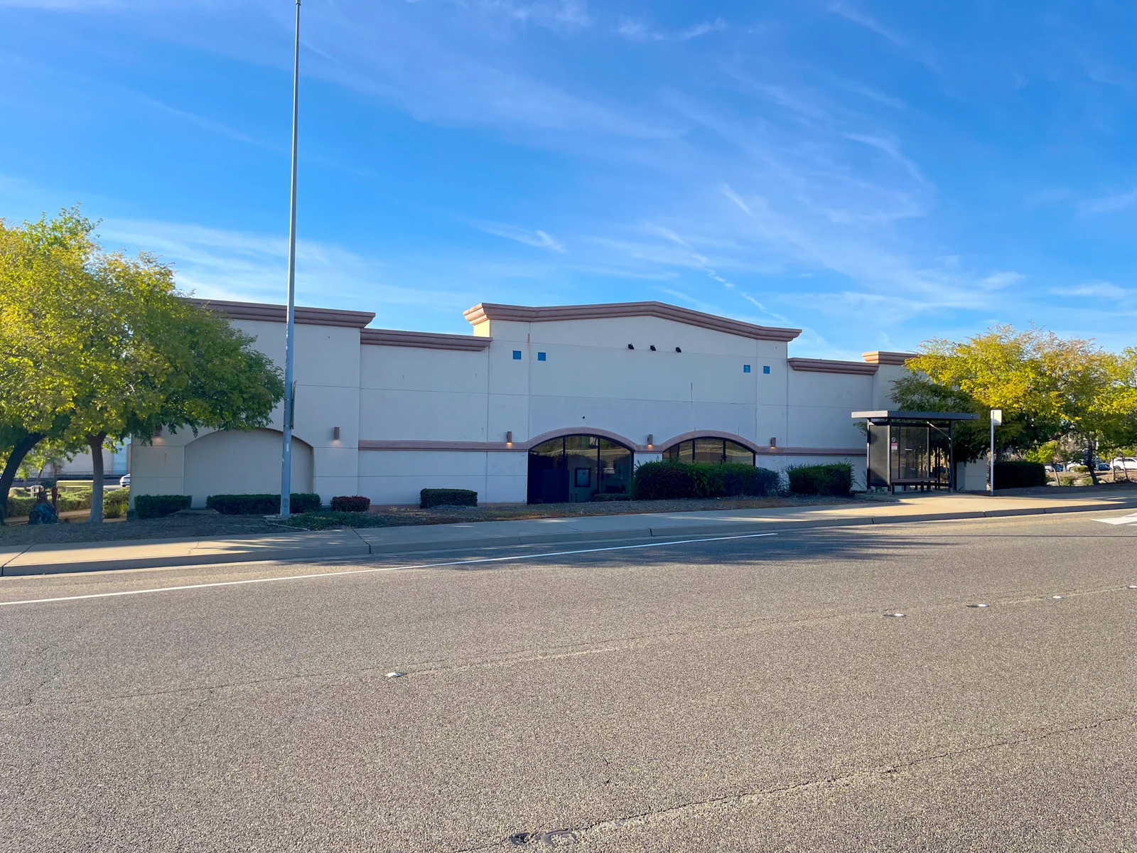 Former Furniture Store Available — Lease in Roseville, CA, photo 4 of 4
