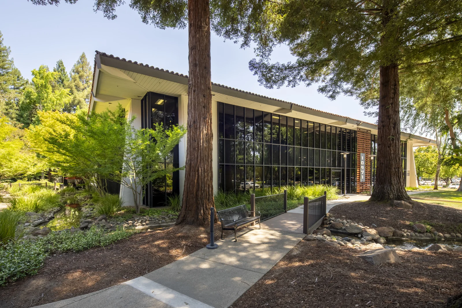 For Lease | 10971 Sun Center Drive — Lease in Rancho Cordova, CA, photo 1 of 3