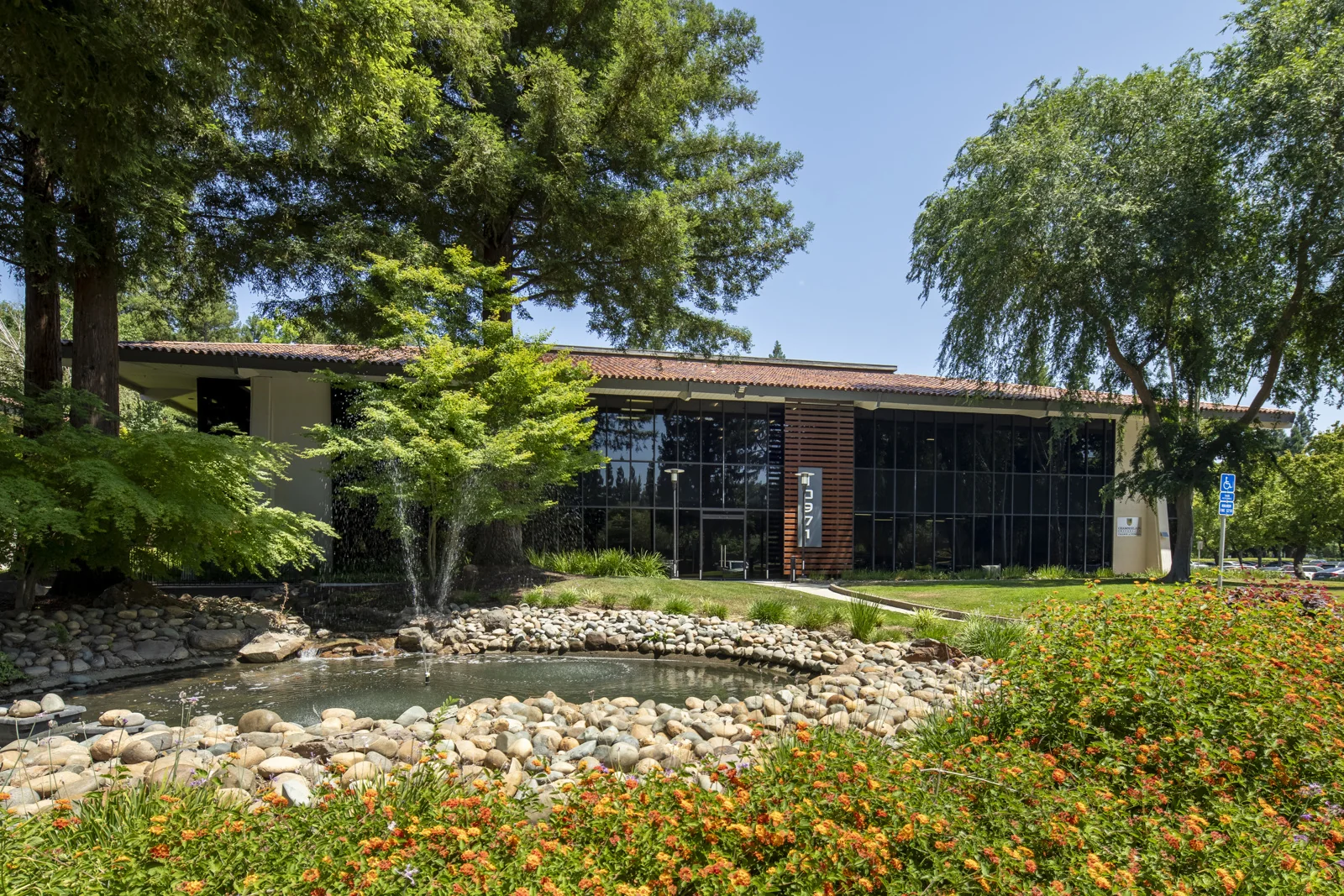 For Lease | 10971 Sun Center Drive — Lease in Rancho Cordova, CA, photo 2 of 3