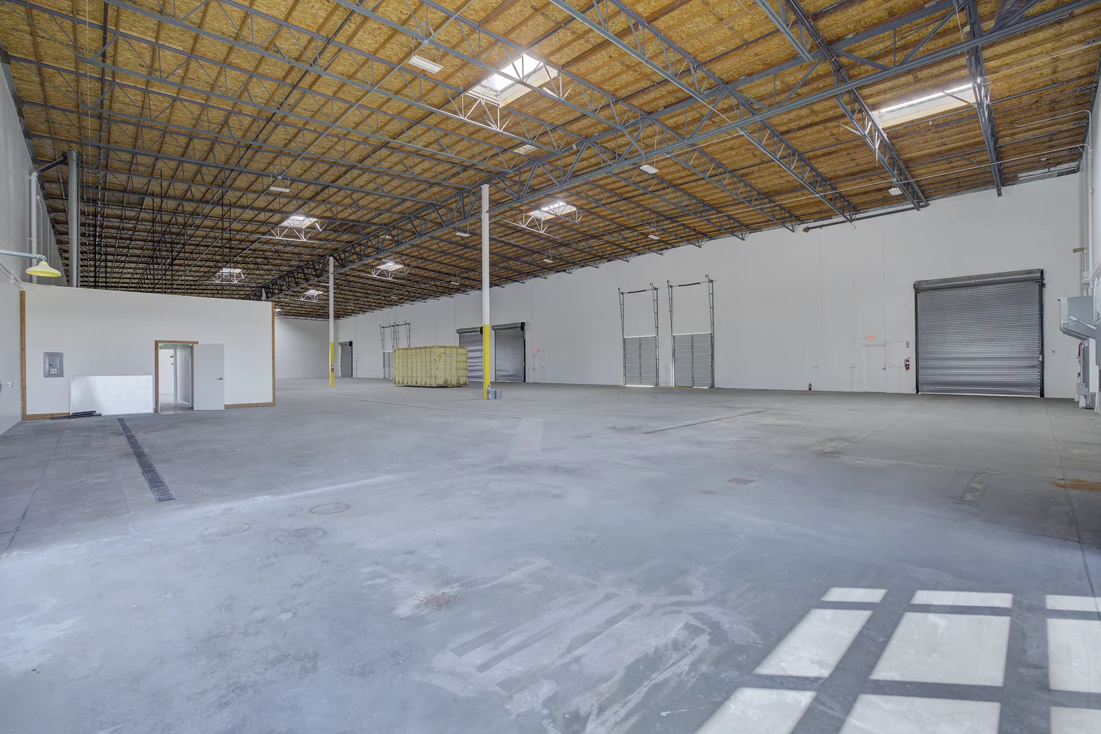 Industrial in Modesto, CA — Lease in Modesto, CA, photo 5 of 6