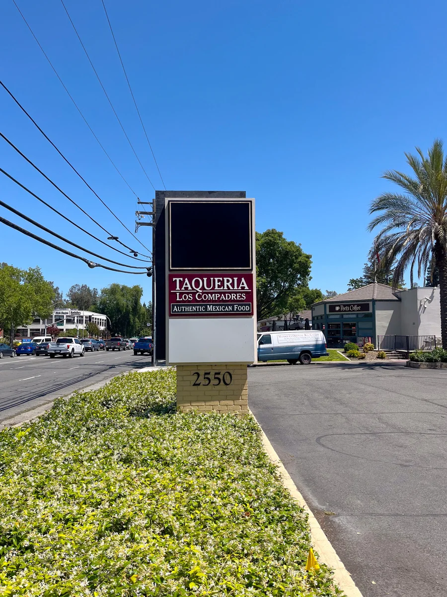 Fair Oaks Blvd Building — Lease in Sacramento, CA, photo 3 of 3
