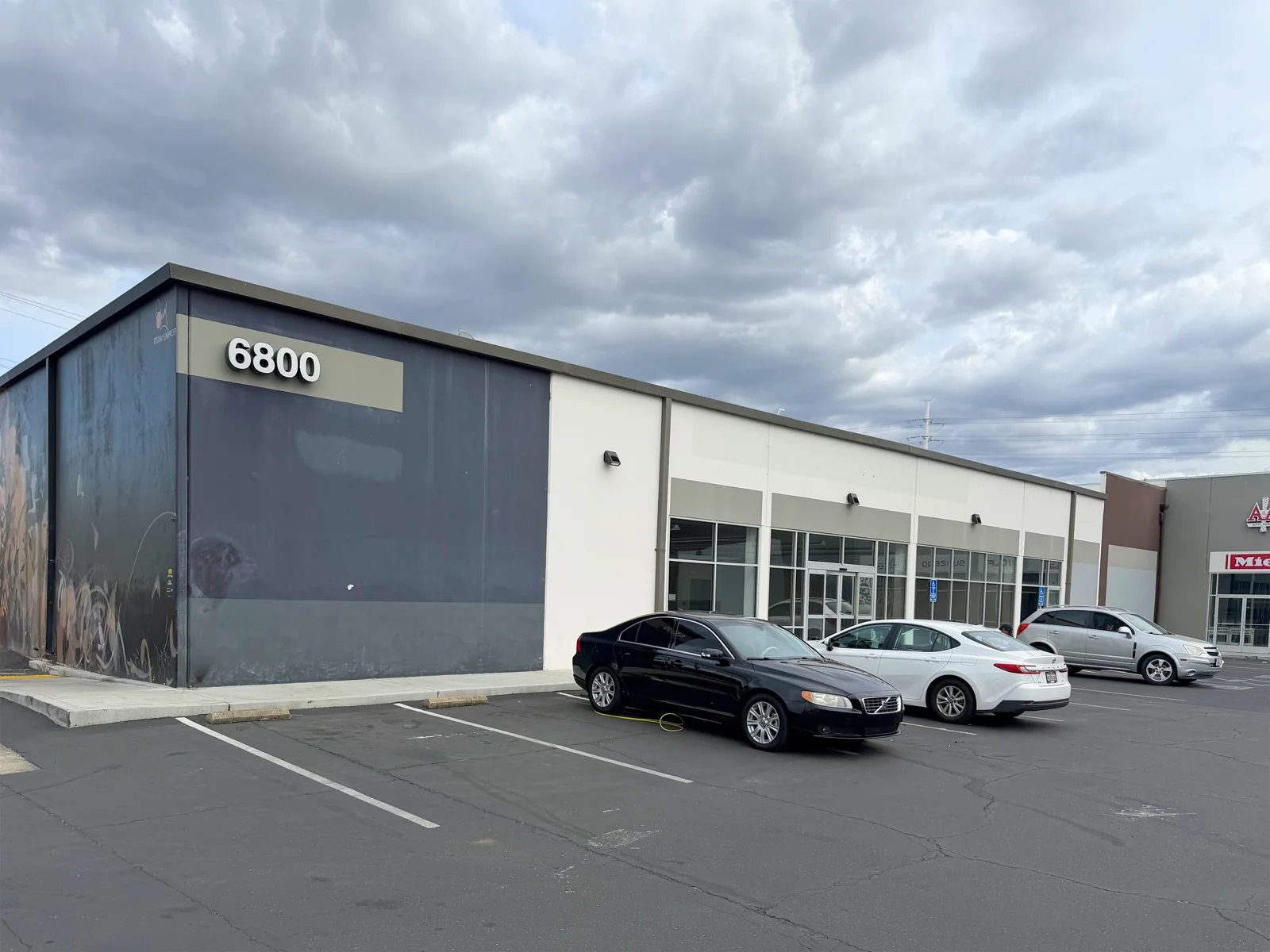 University Station — Lease in Sacramento, CA, photo 2 of 3