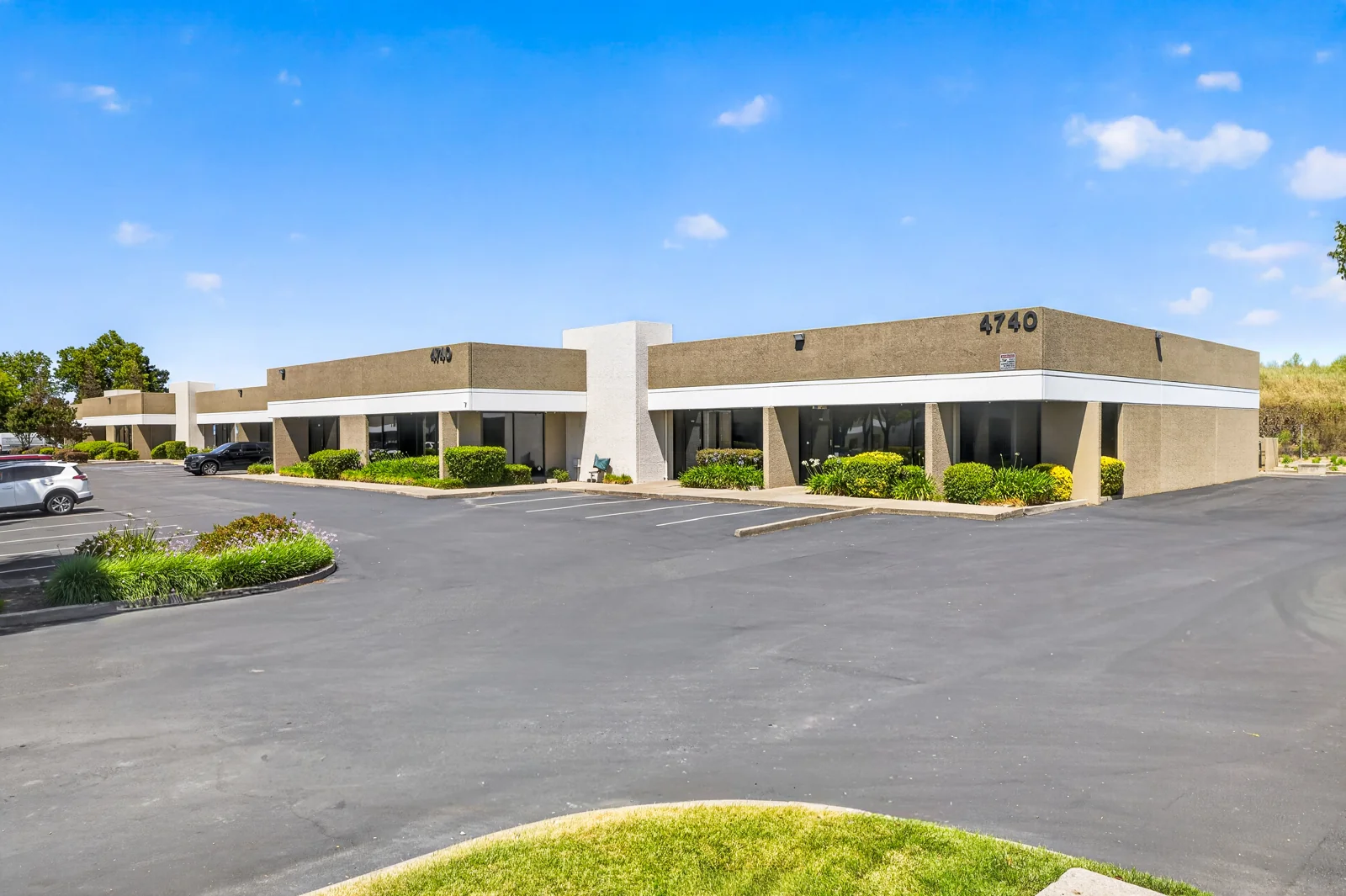 Northgate Business Center II — Lease in Sacramento, CA, photo 3 of 3