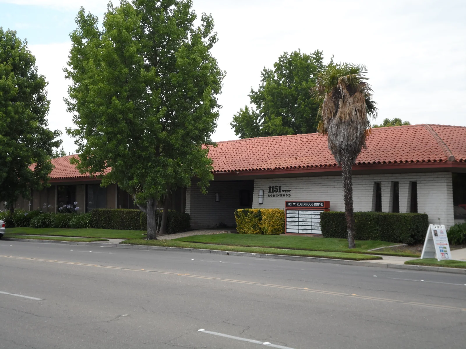1151 W Robinhood Drive — Lease in Stockton, CA, photo 1 of 1