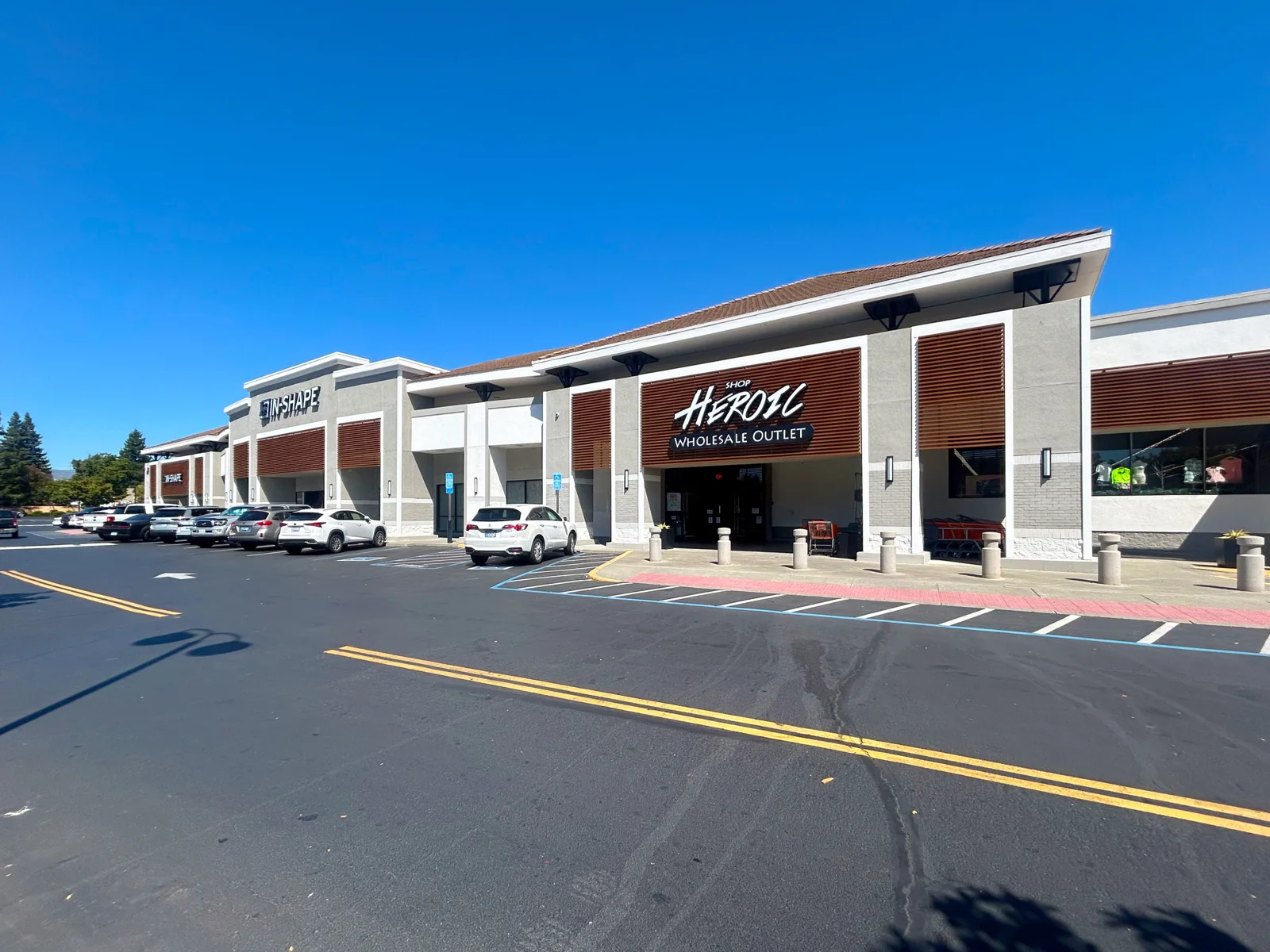 Regency Park Plaza — Lease in Vacaville, CA, photo 4 of 6