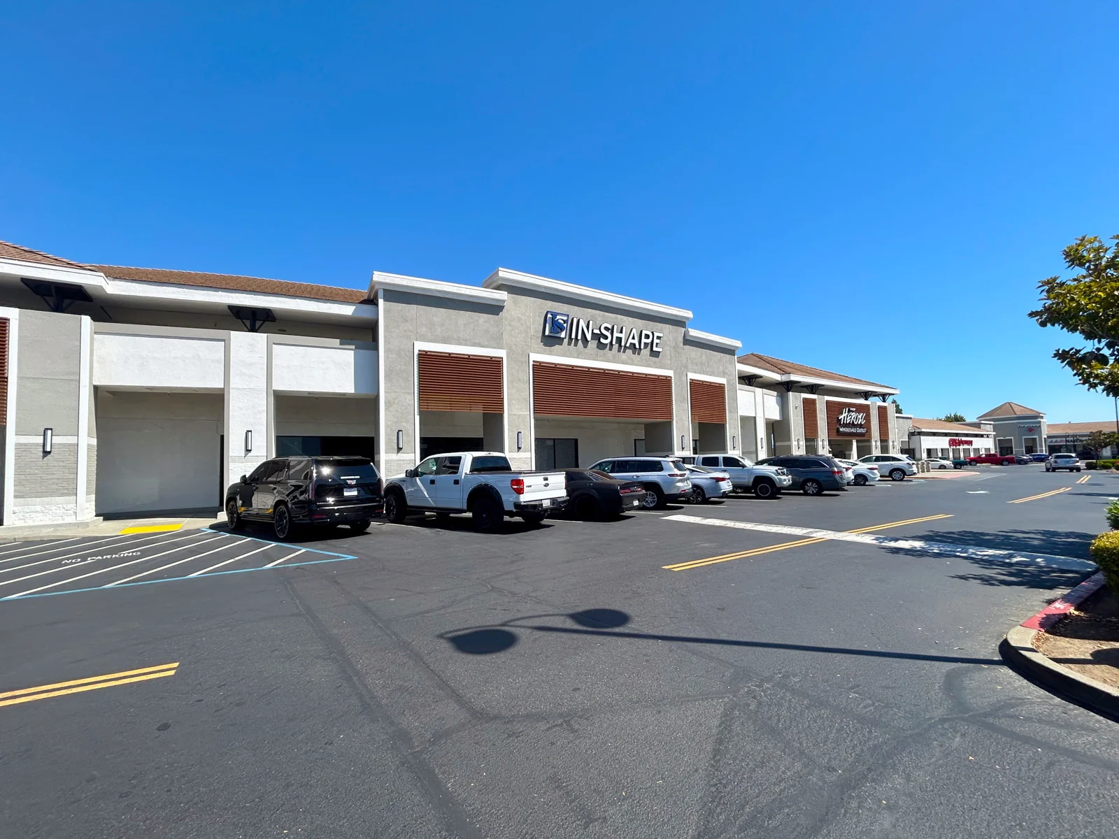 Regency Park Plaza — Lease in Vacaville, CA, photo 6 of 6