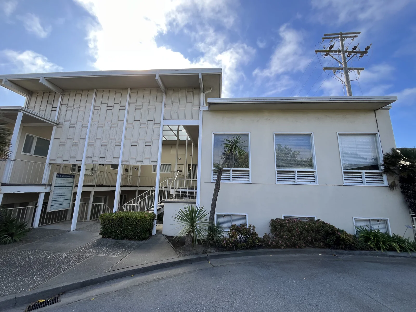 Office in San Bruno, CA — Lease in San Bruno, CA, photo 1 of 8