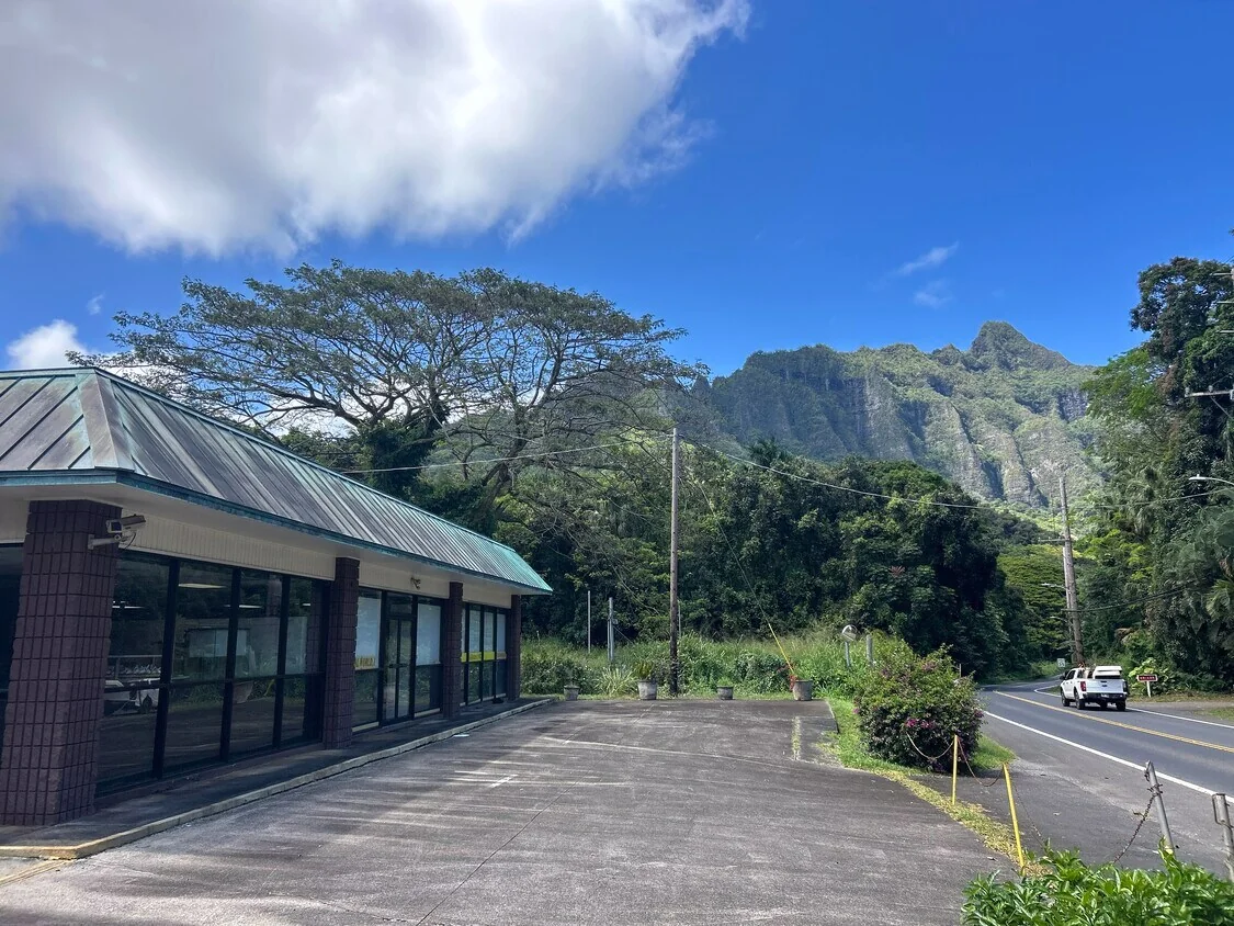 49-130 Kamehameha Hwy - Coral Kingdom — Lease in Kaneohe, HI, photo 4 of 4