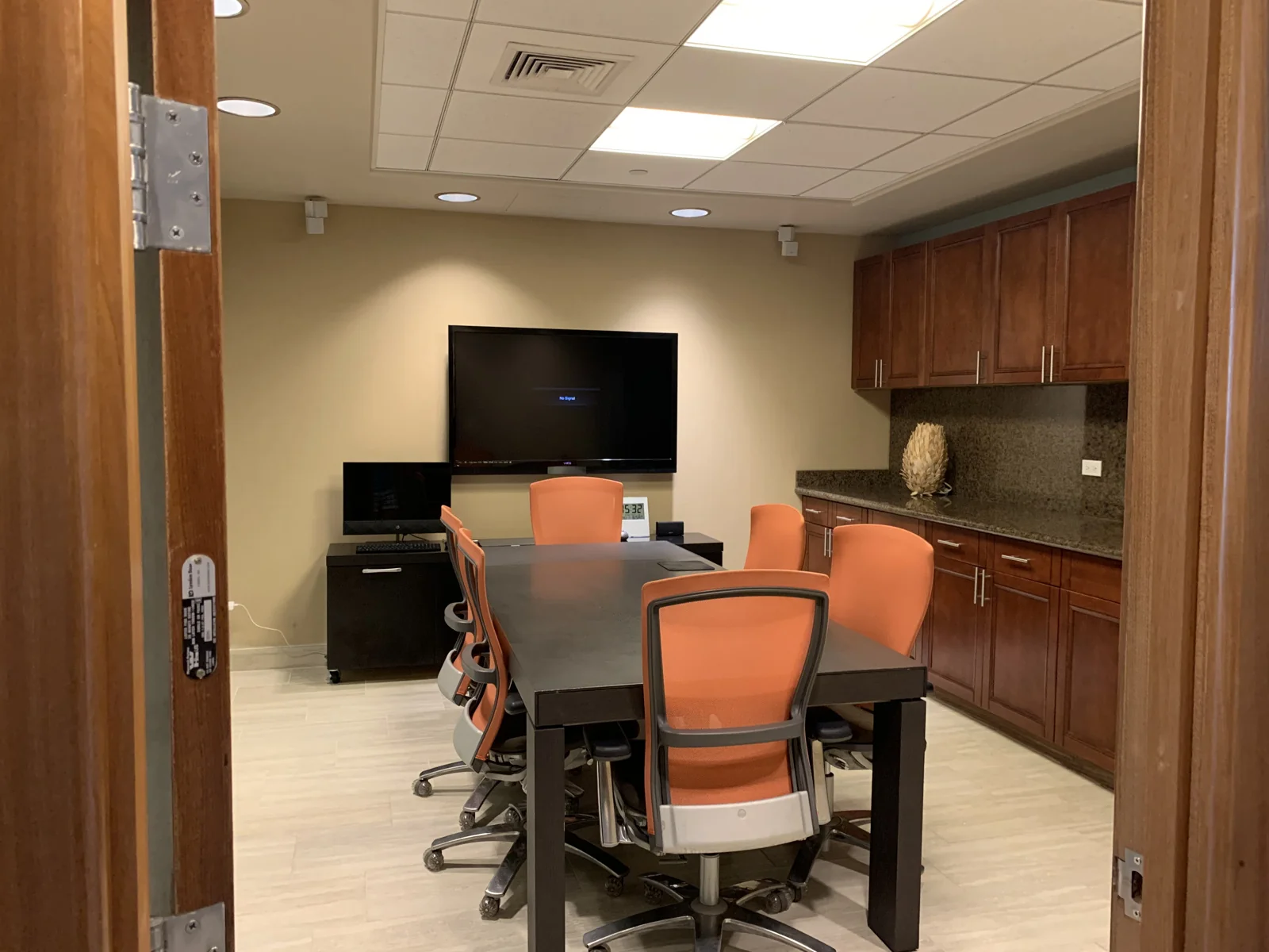 Queen's Court, Suite 403 — Sale in Honolulu, HI, photo 6 of 6