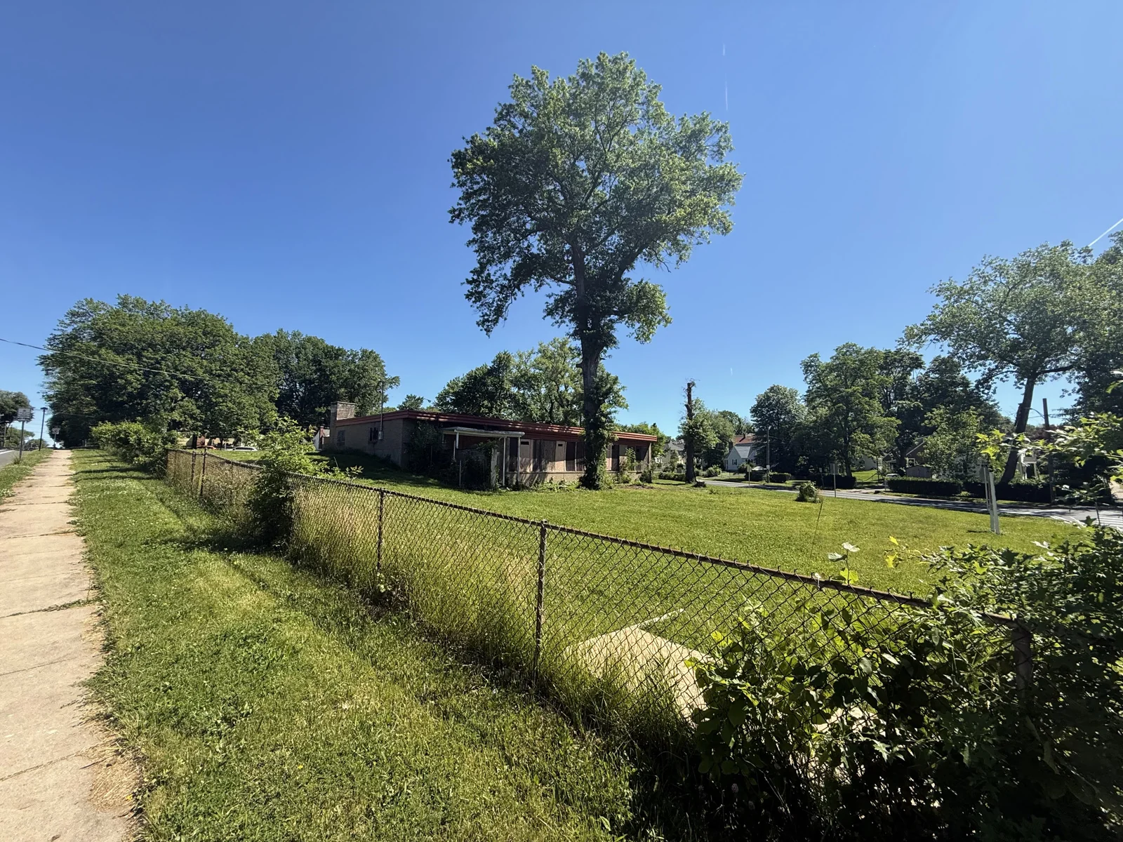Land in Hartford, CT — Sale in Hartford, CT, photo 3 of 4