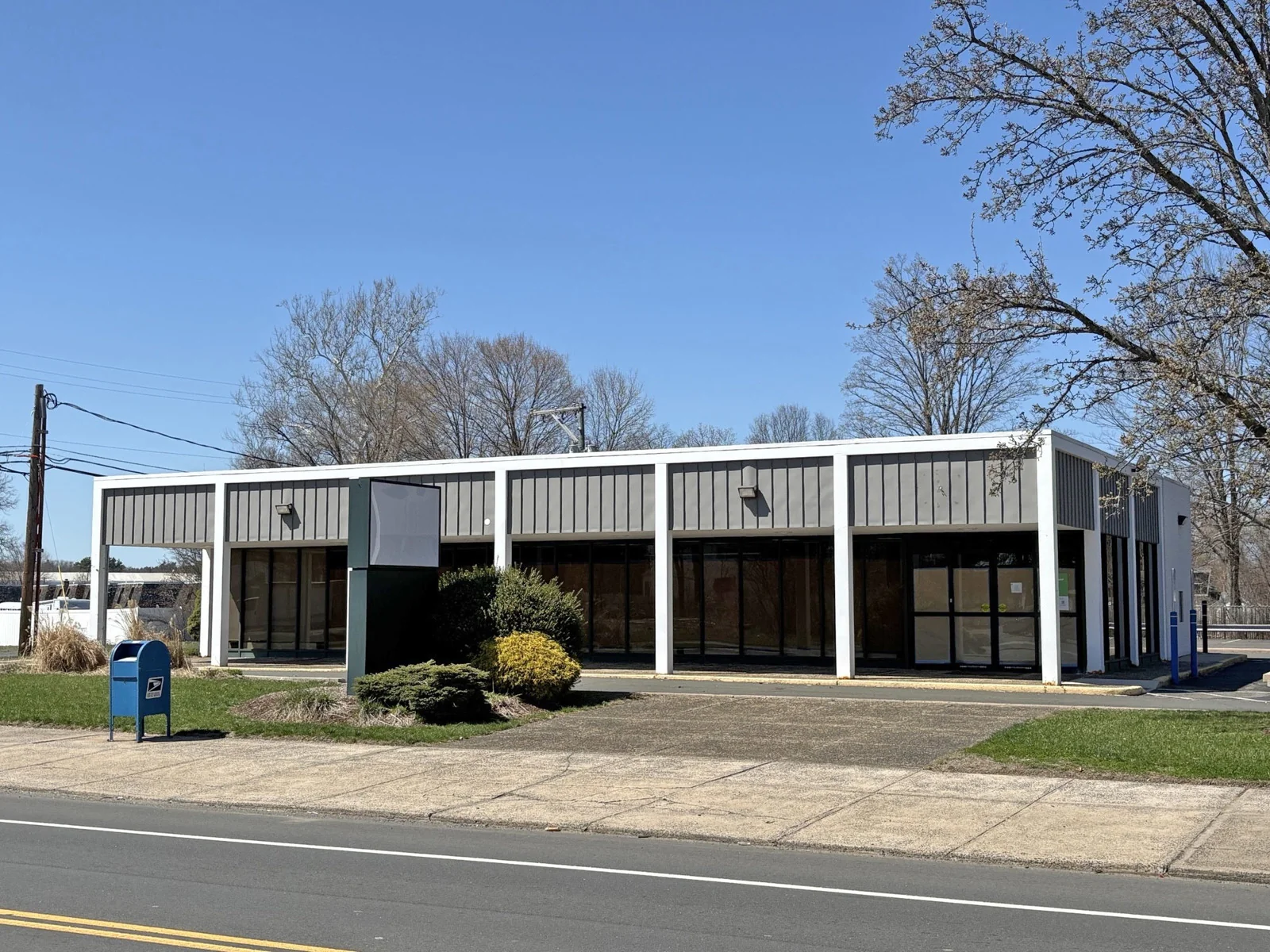 132 East Main Street — Sale in Plainville, CT, photo 1 of 8