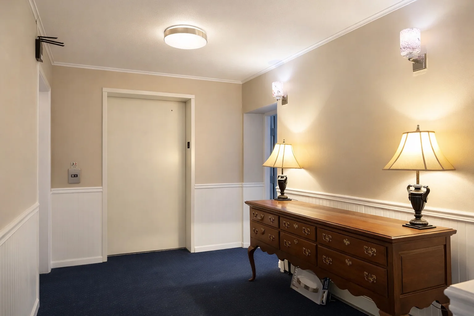 Hospitality in Rensselaer, NY — Sale in Rensselaer, NY, photo 3 of 8