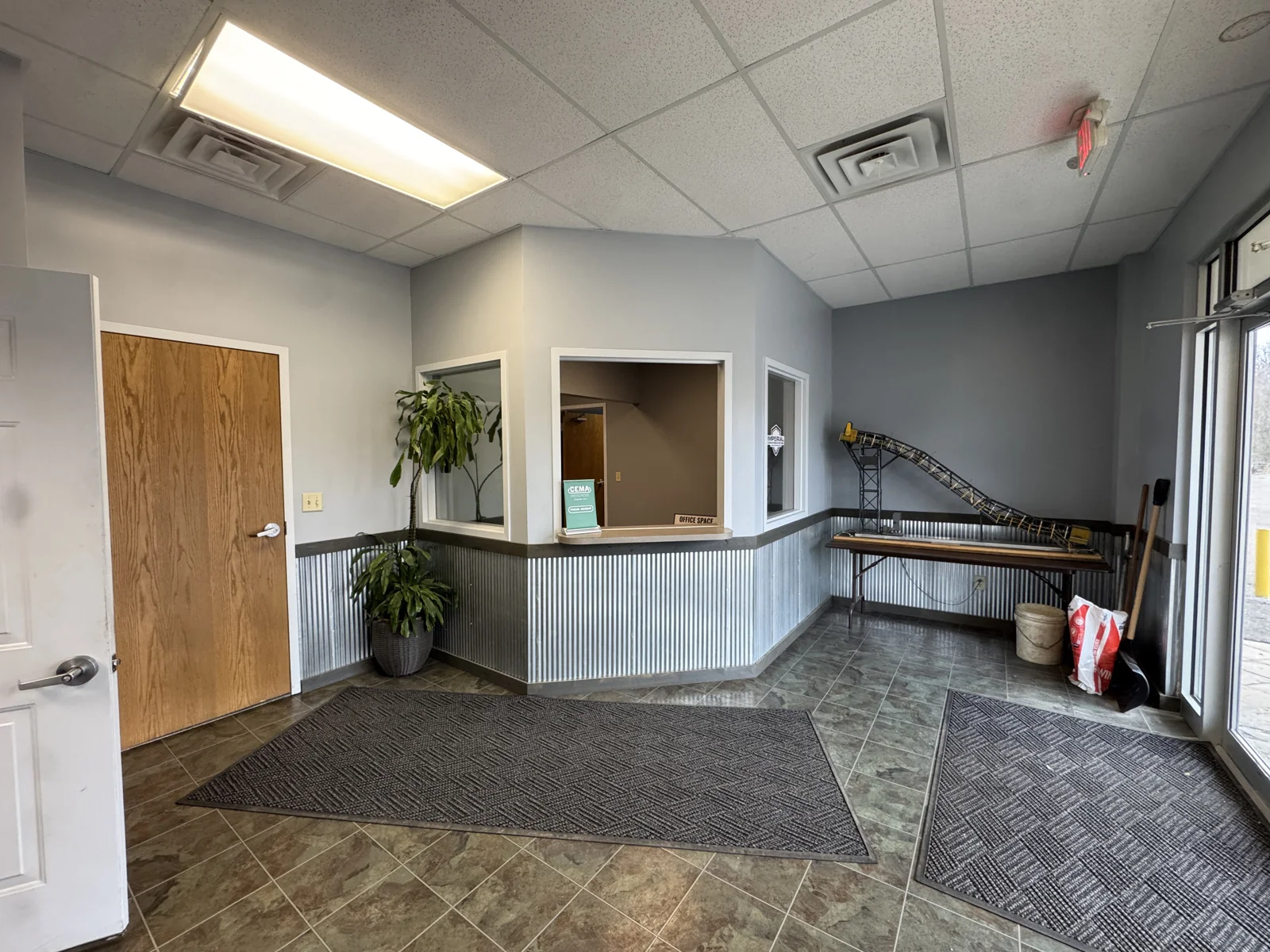 4155 & 4165 Martindale Road NE — Sale in Canton, OH, photo 4 of 5