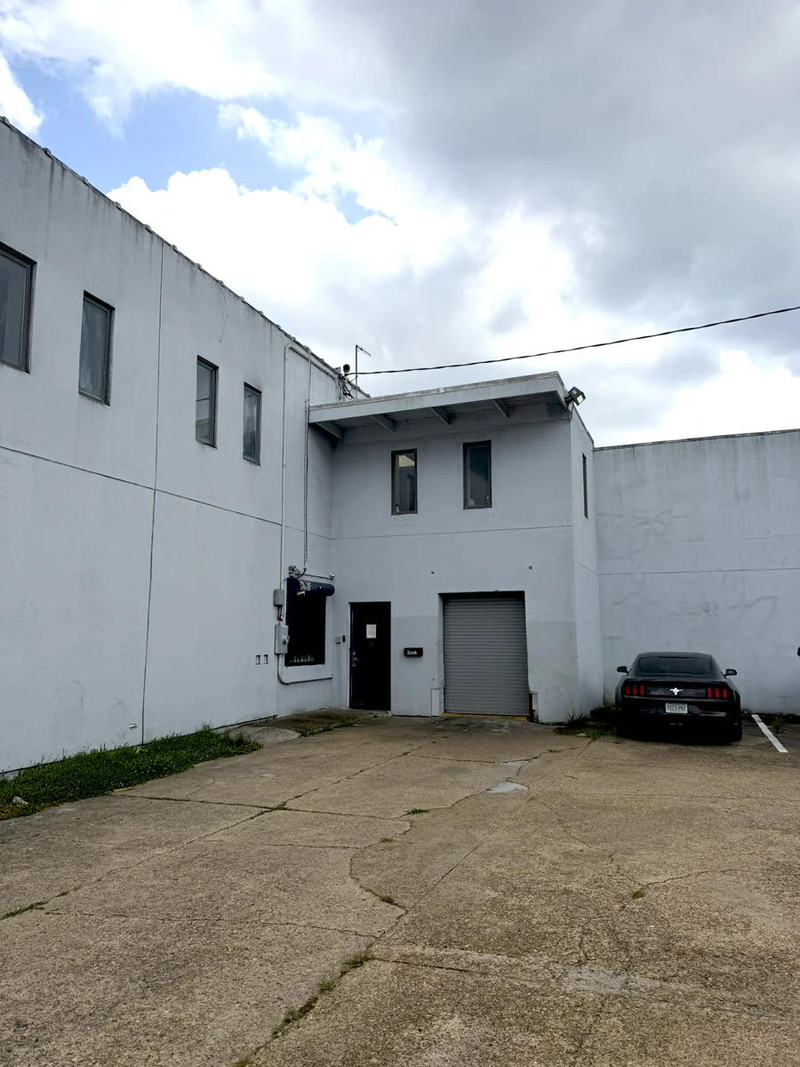 Industrial in Norfolk, VA — Sale in Norfolk, VA, photo 3 of 8
