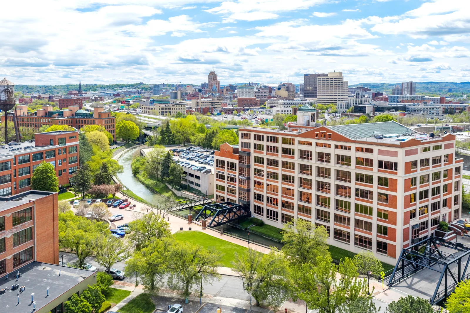Bridgewater Place — Sale in Syracuse, NY, photo 1 of 8