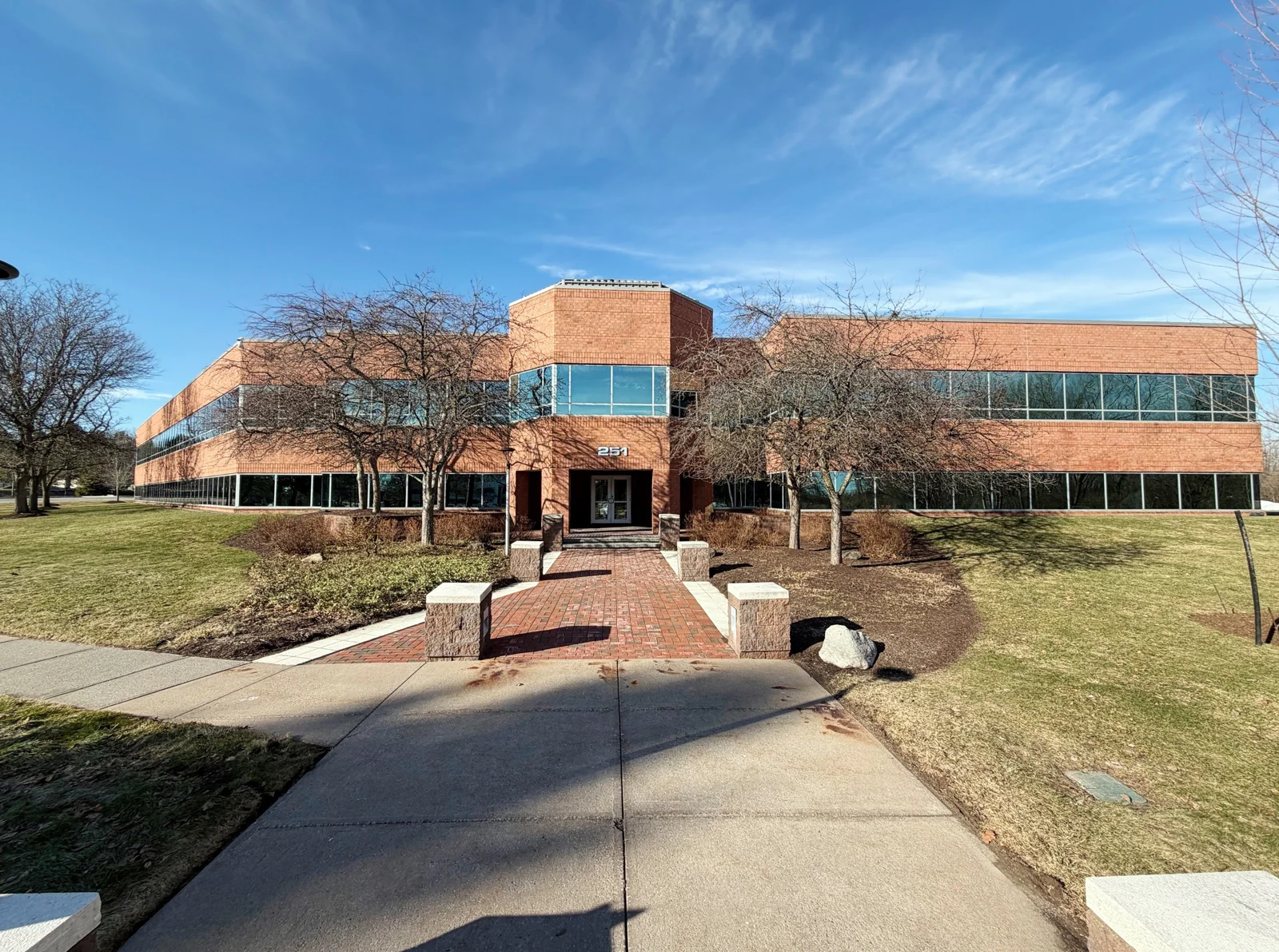 Office in Syracuse, NY — Sale in Syracuse, NY, photo 4 of 7
